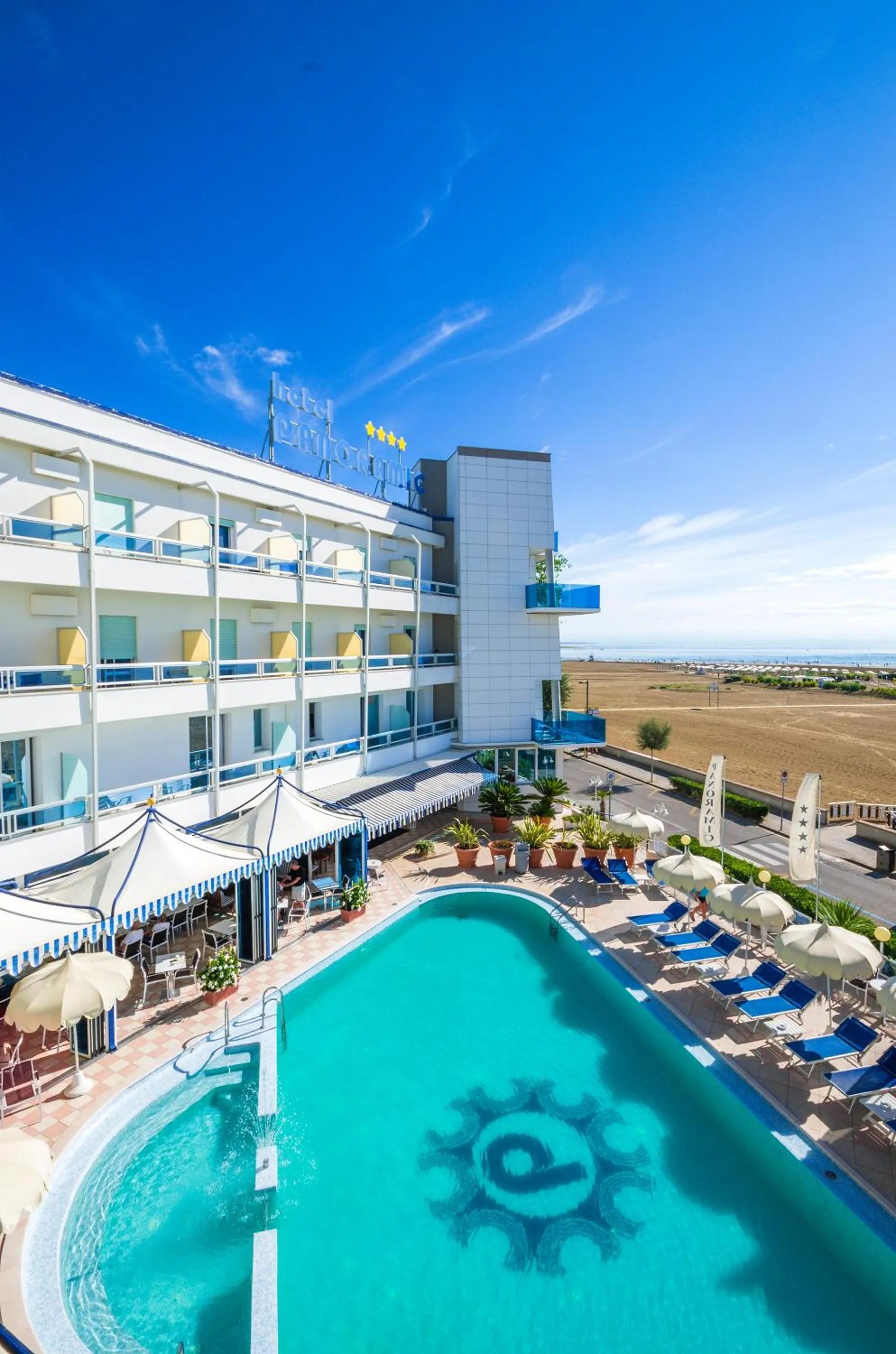 Pool view in Hotel Panoramic