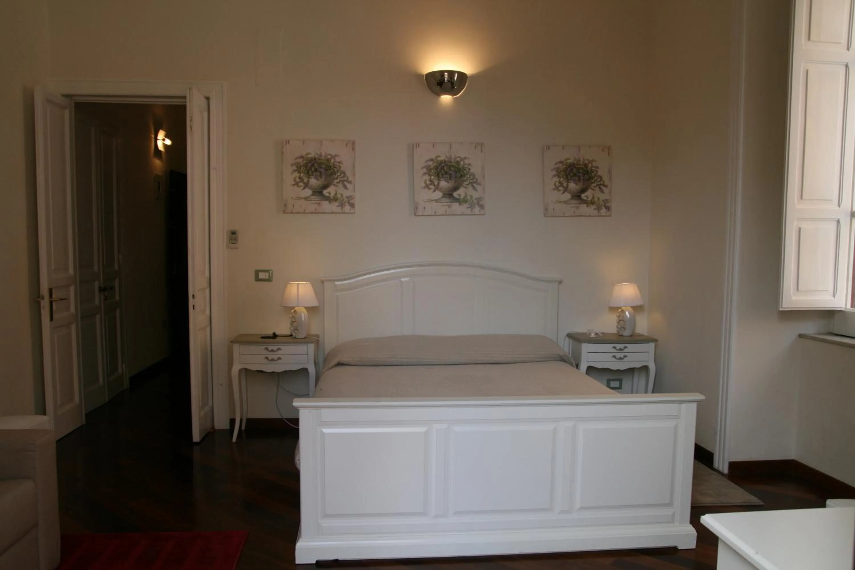 Bed in B&B Mini Hotel Incity-close train station and port-