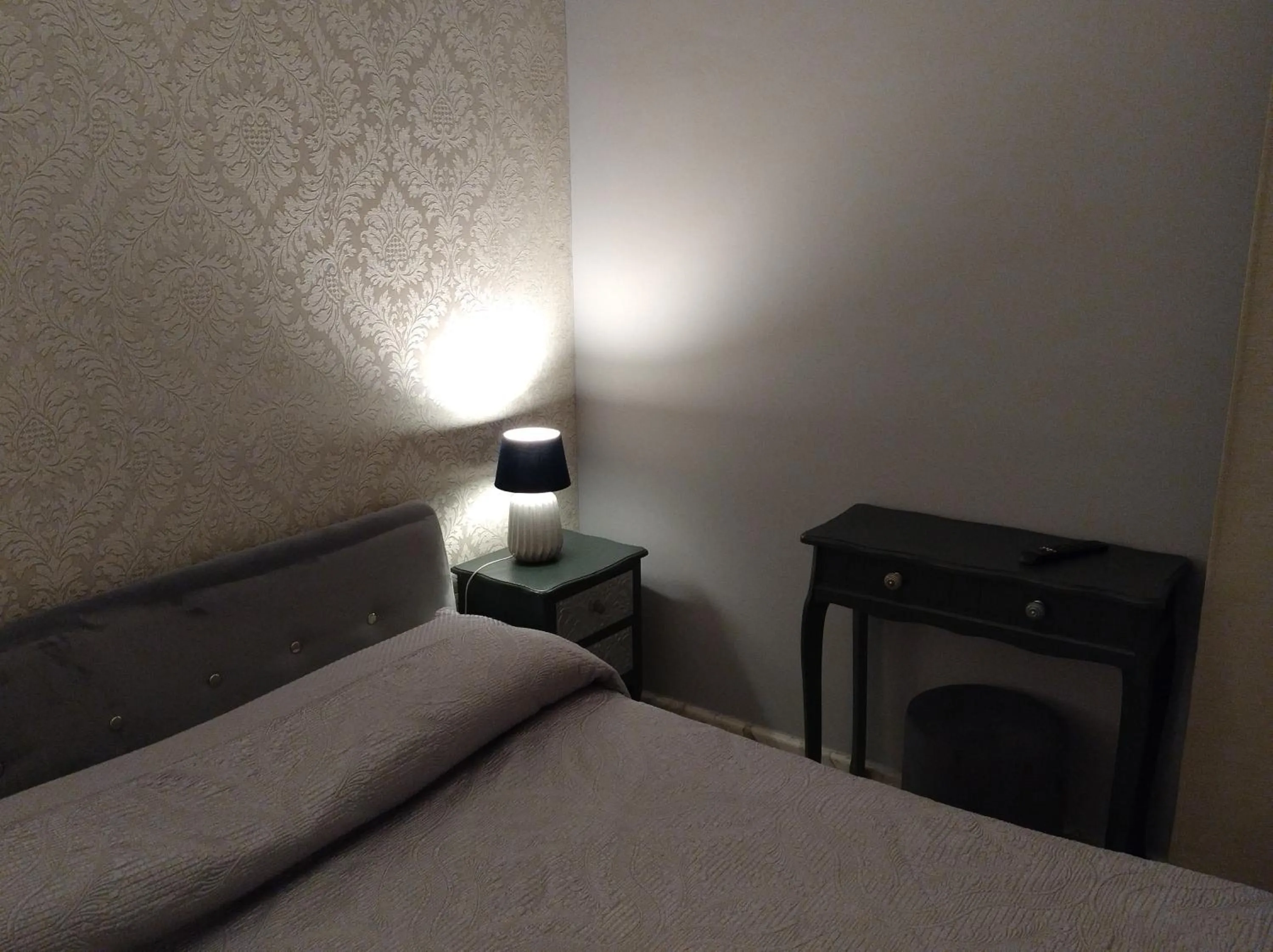 Bed in B&B Mini Hotel Incity-close train station and port-