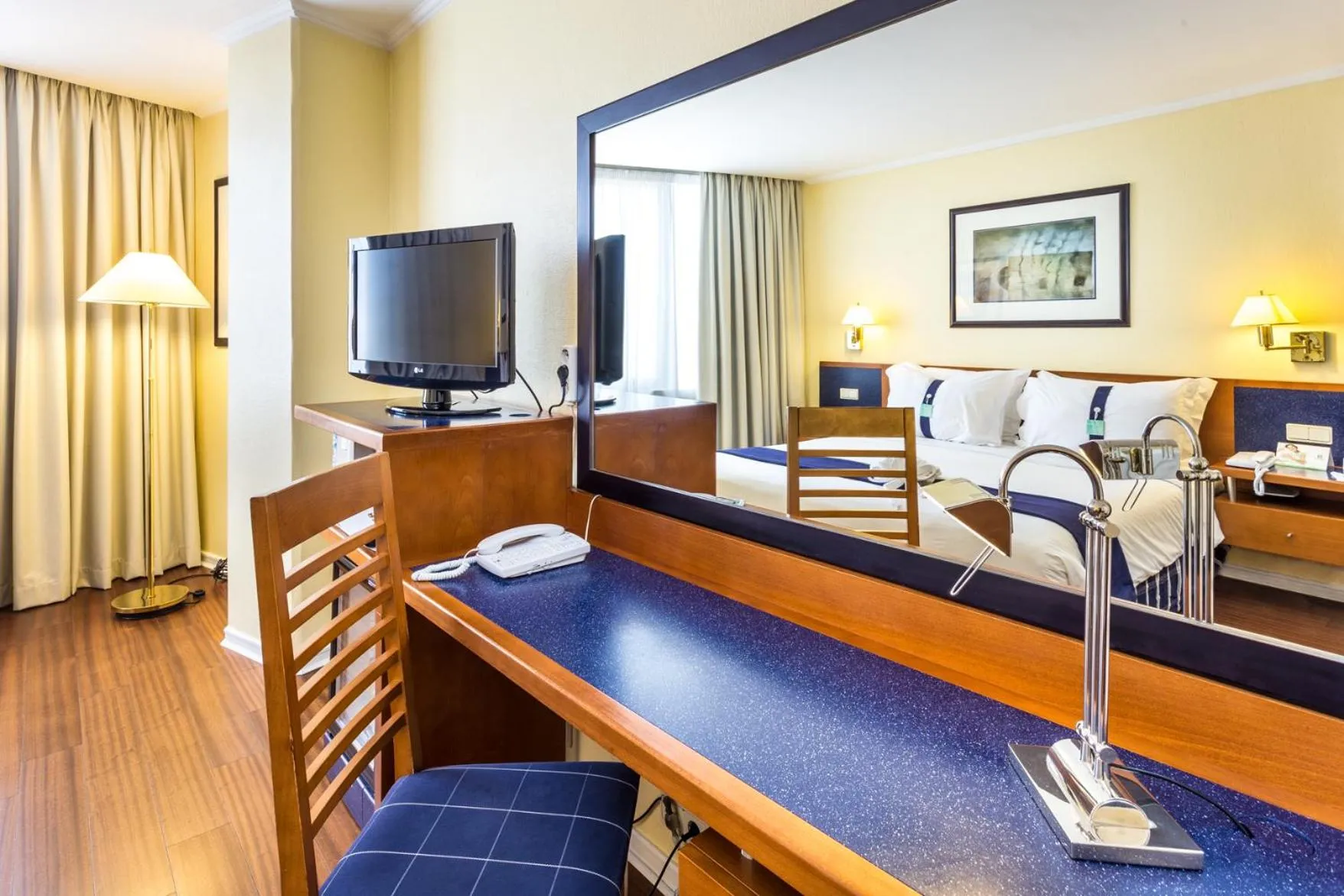 Bed in Holiday Inn Lisbon by IHG