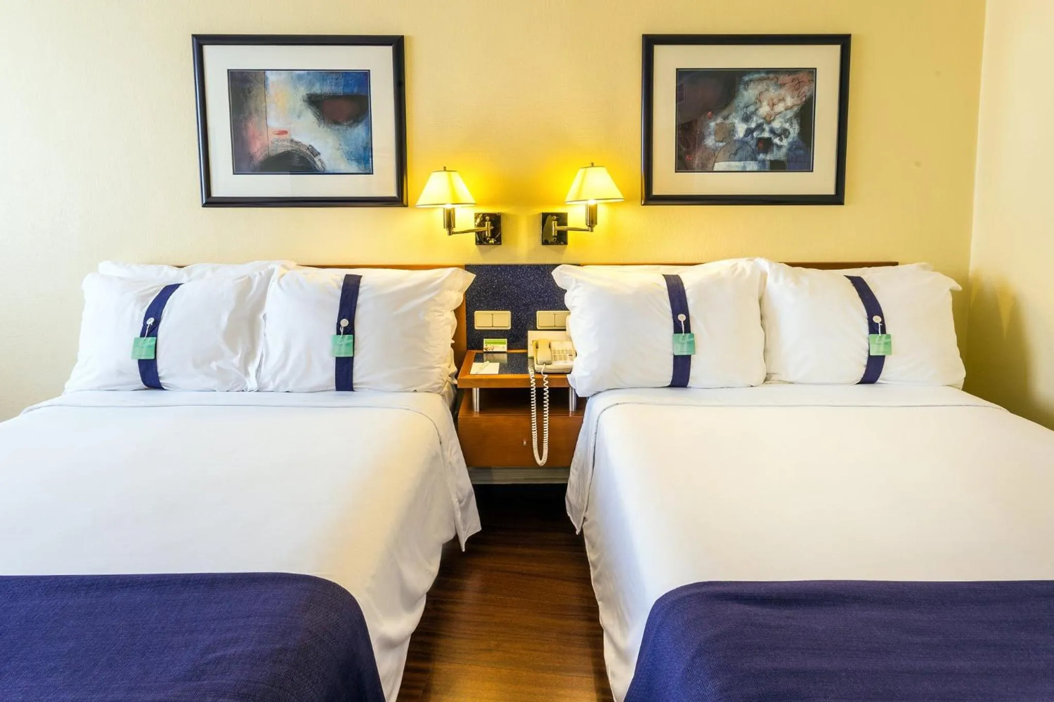 Photo of the whole room, Bed in Holiday Inn Lisbon by IHG