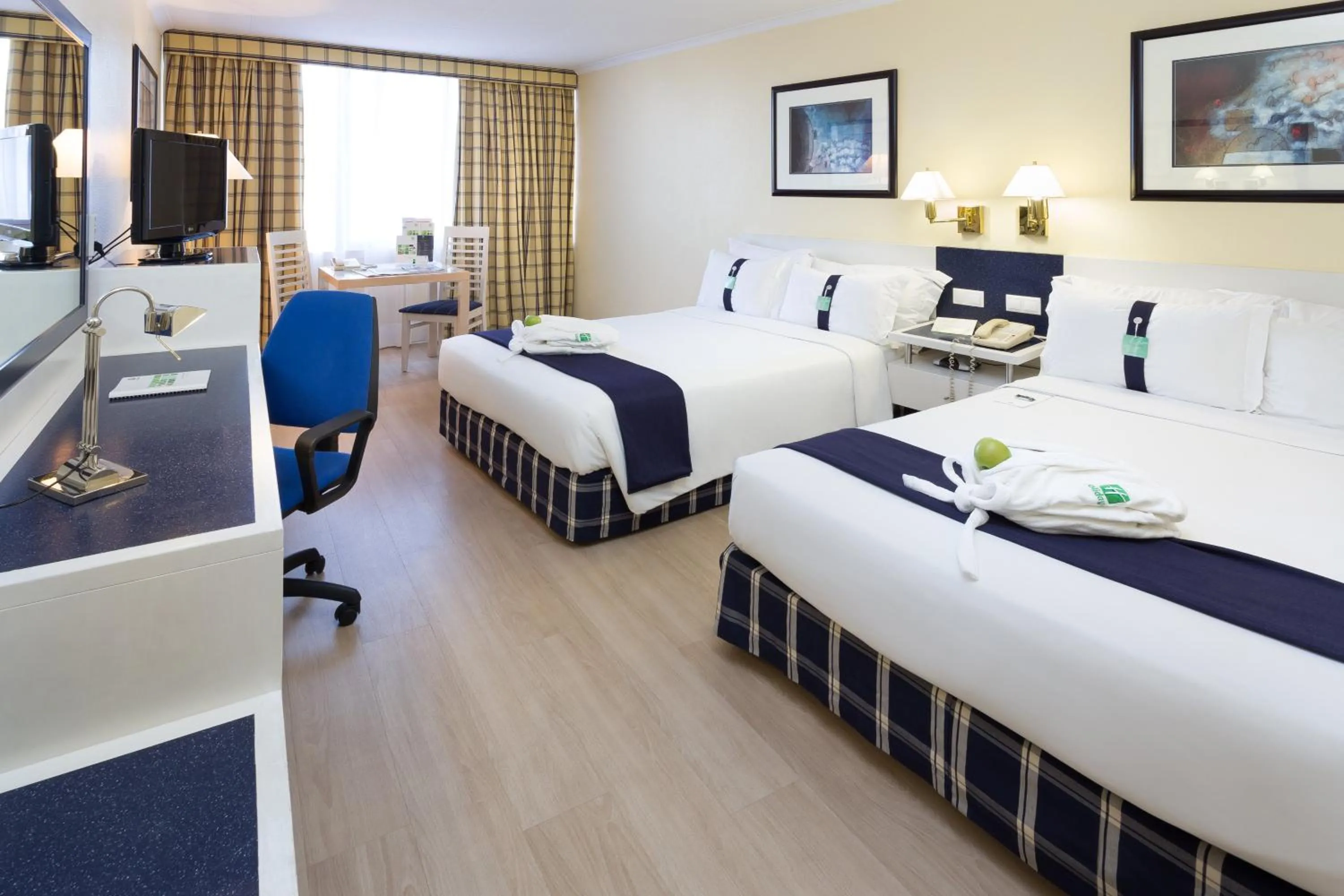 Photo of the whole room, Bed in Holiday Inn Lisbon by IHG
