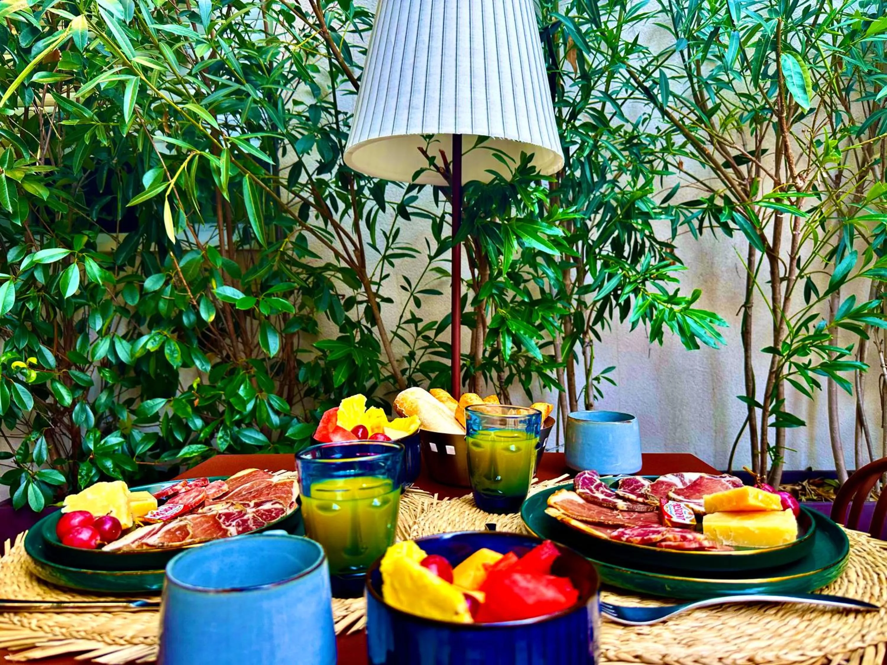 Breakfast in Hôtel Le Mistral