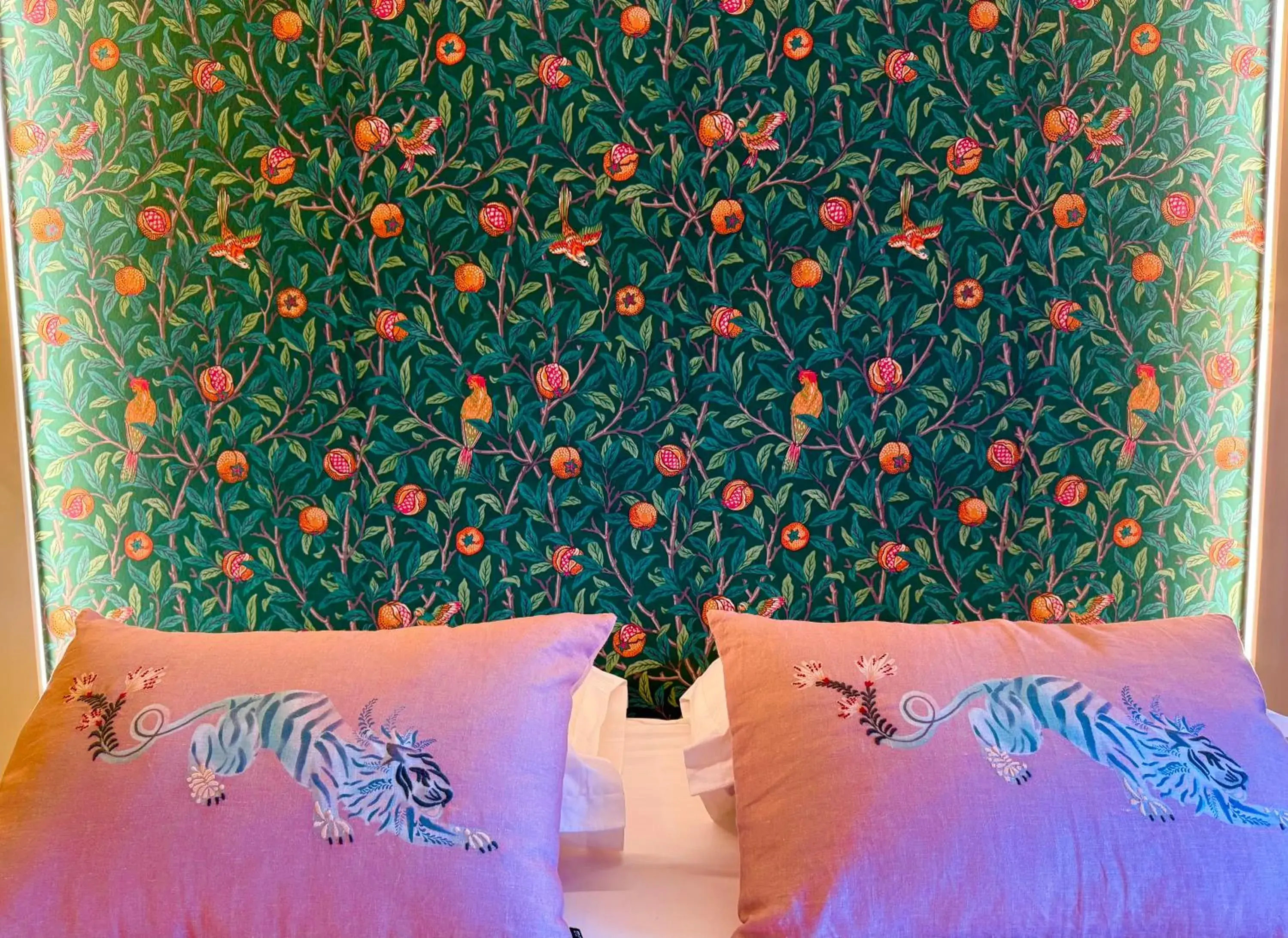 Superior Quadruple Room in Hôtel Le Mistral Superior Quadruple Room in Hôtel Le Mistral