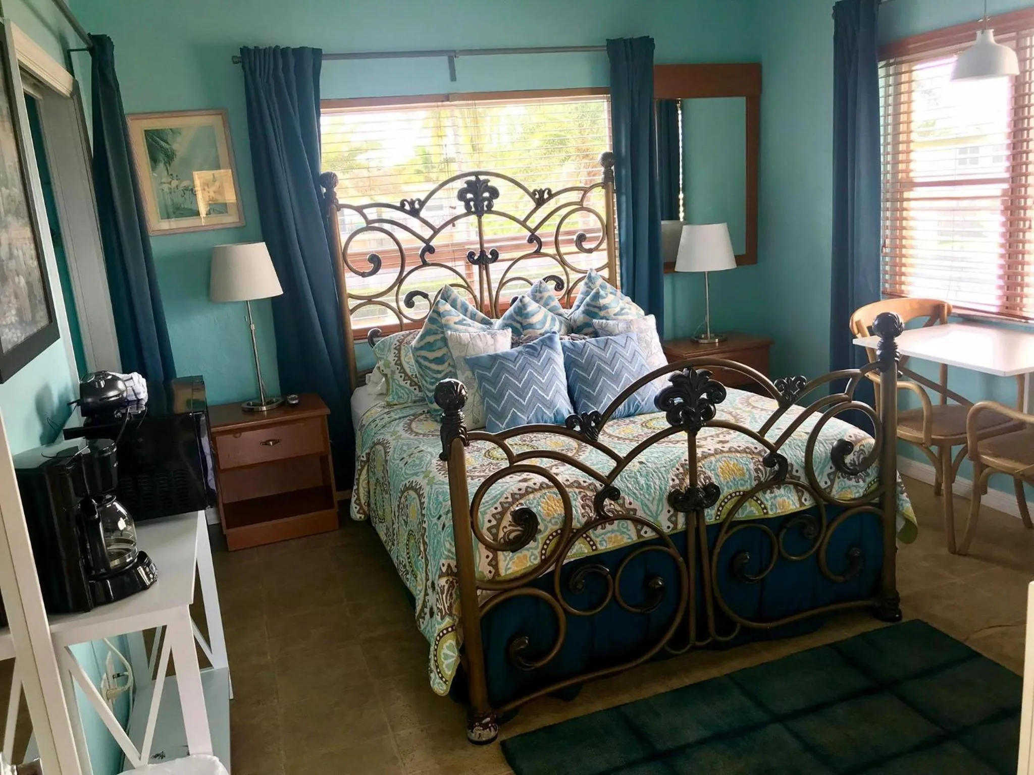 Bed in Ebb Tide Resort