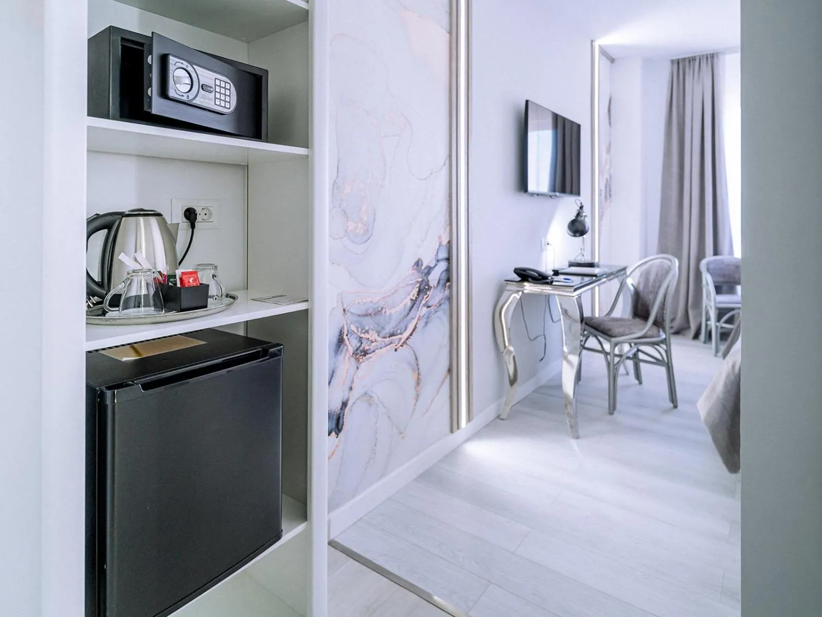 TV and multimedia in Continental Forum Oradea