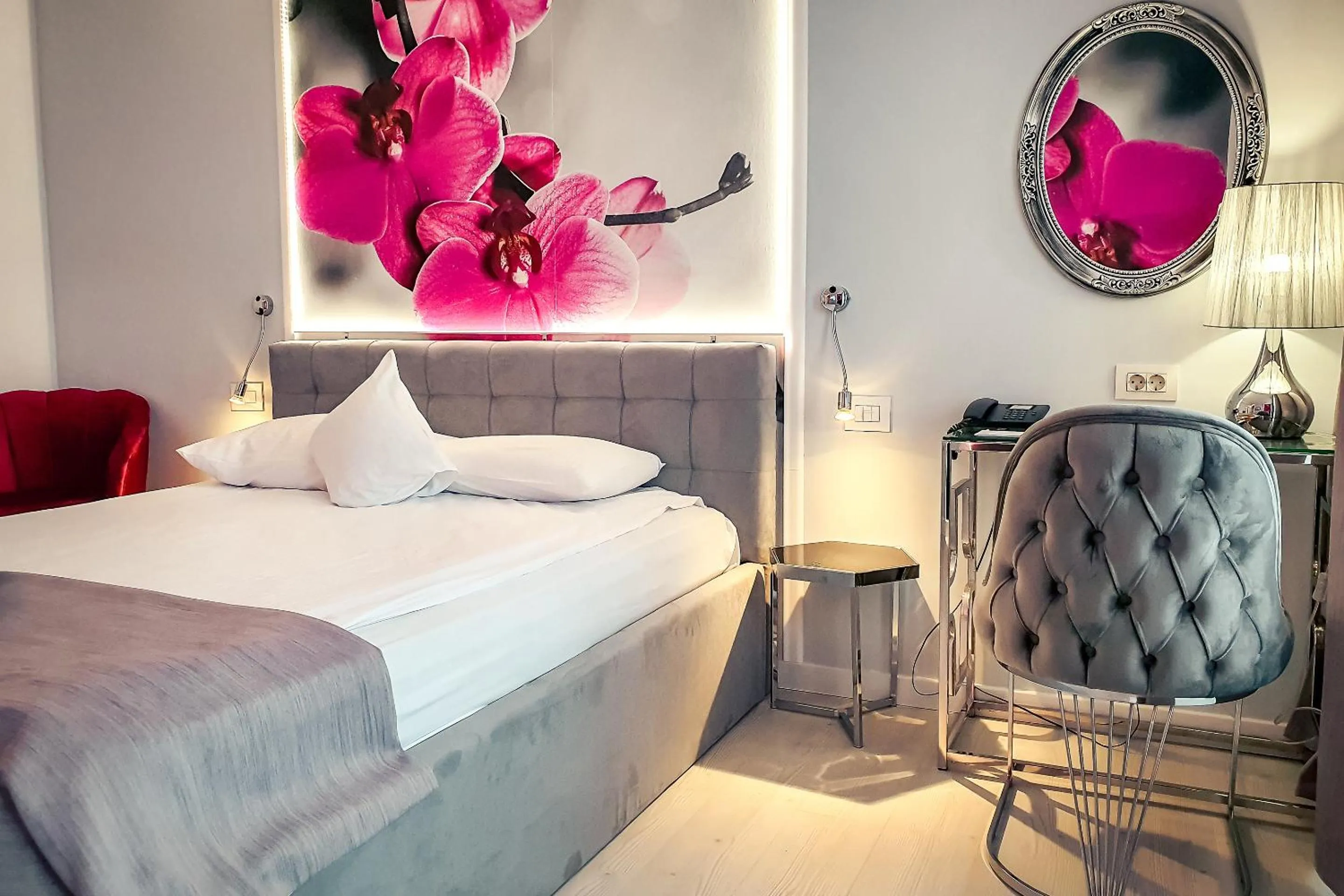 Bed in Continental Forum Arad