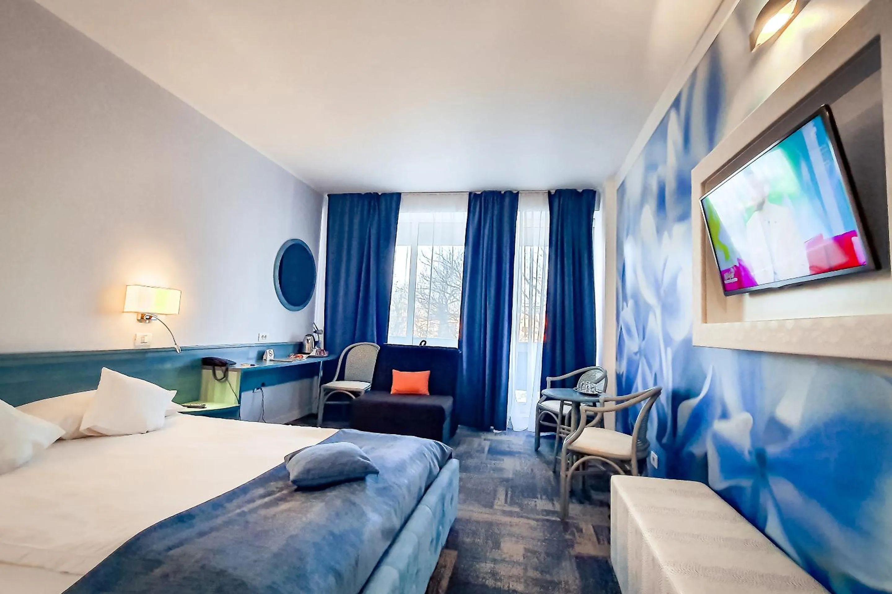 Bedroom, Bed in Continental Forum Arad