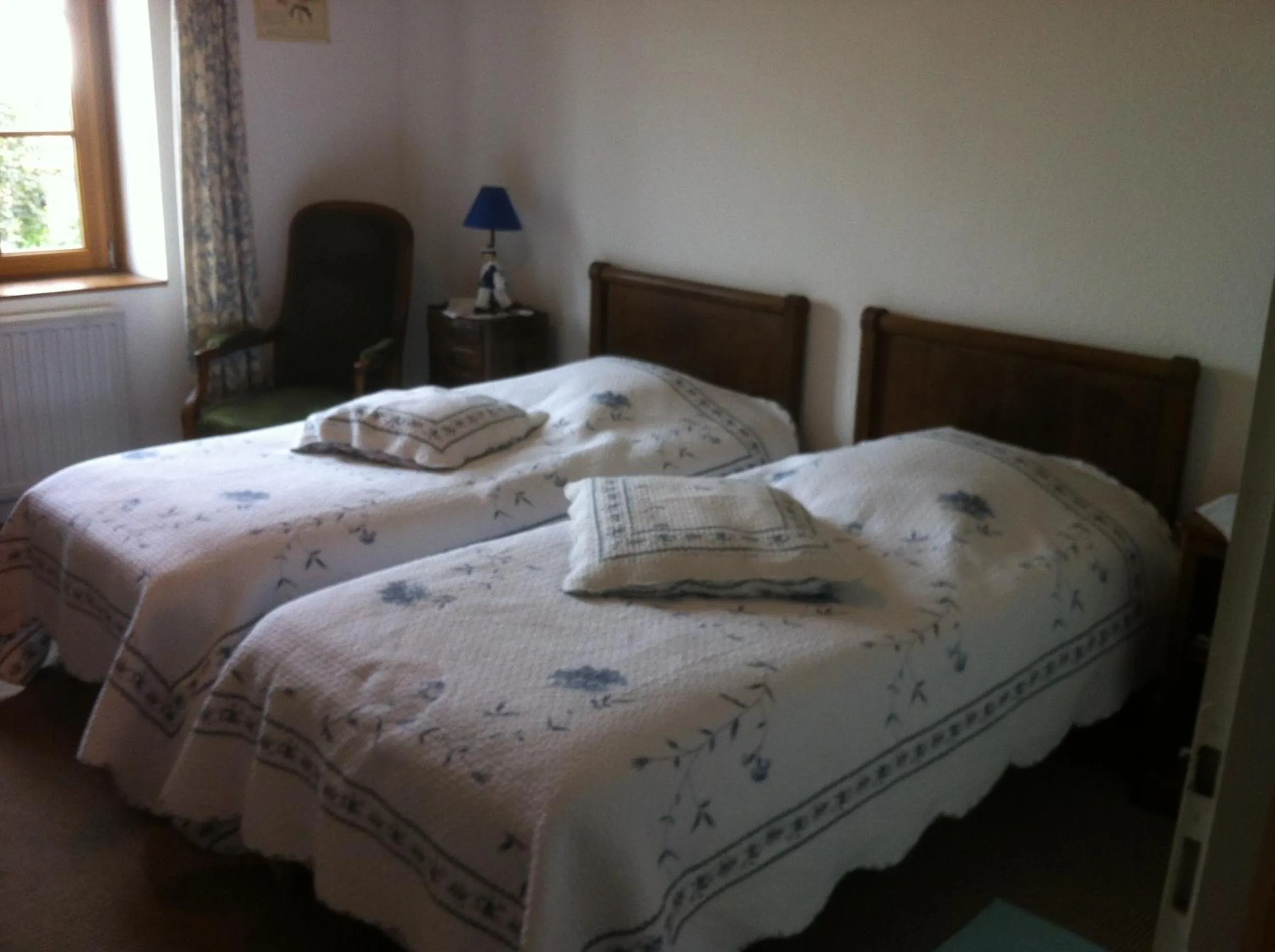 Photo of the whole room, Bed in Ferme du Montheu