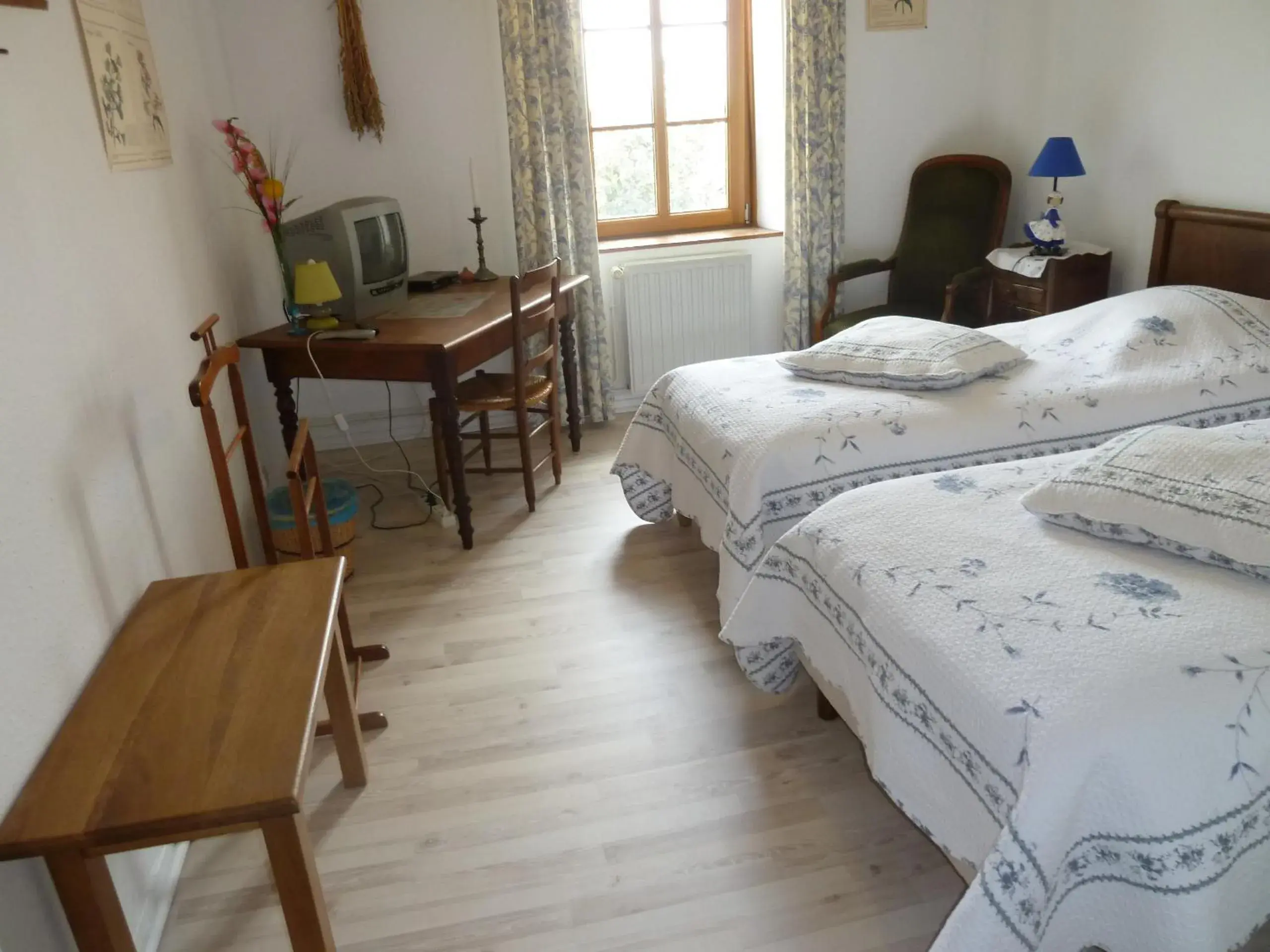 Twin Room - single occupancy in Ferme du Montheu Twin Room - single occupancy in Ferme du Montheu