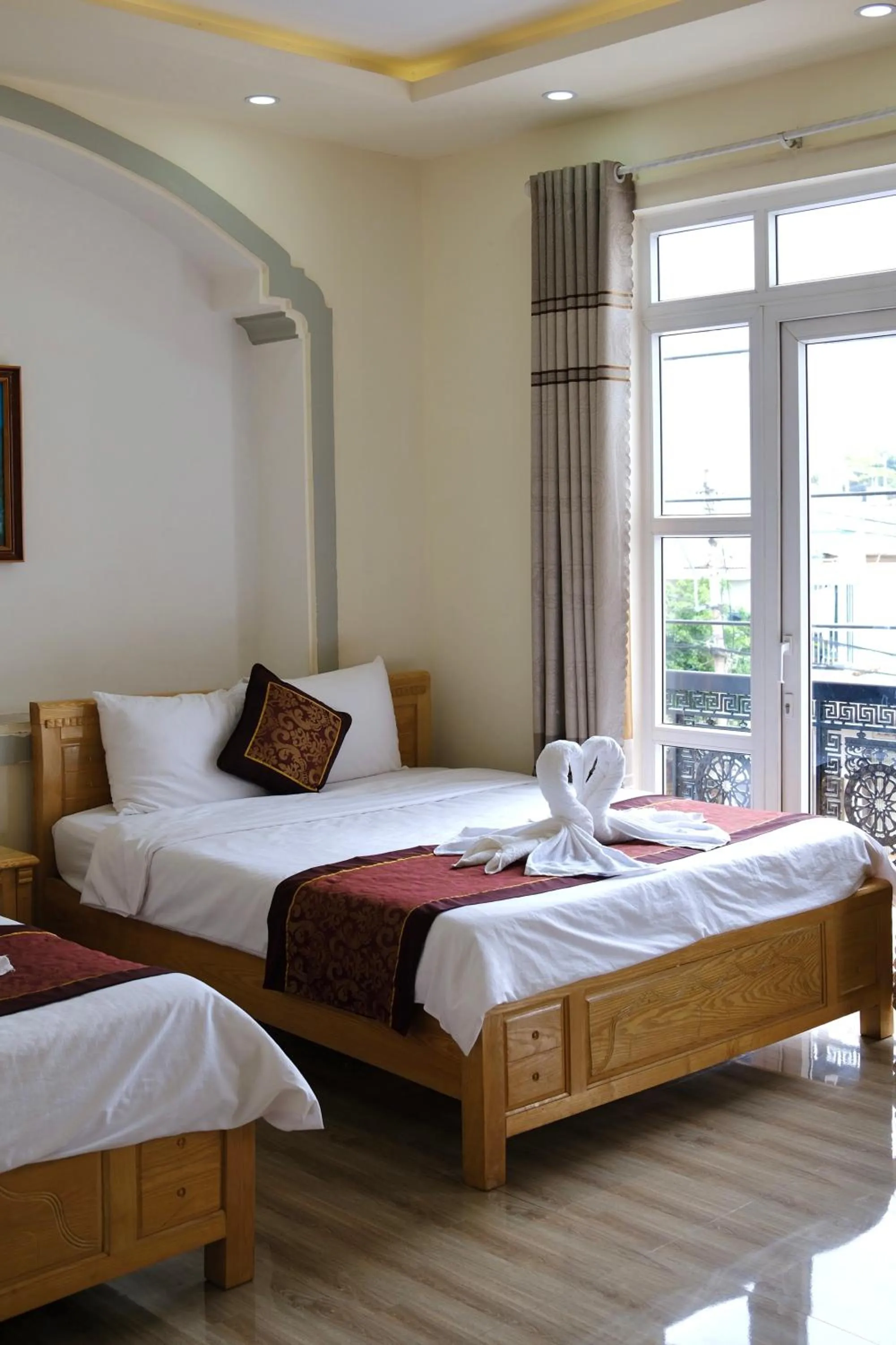 Bedroom, Bed in Kim Ngân Hotel Buôn Ma Thuột