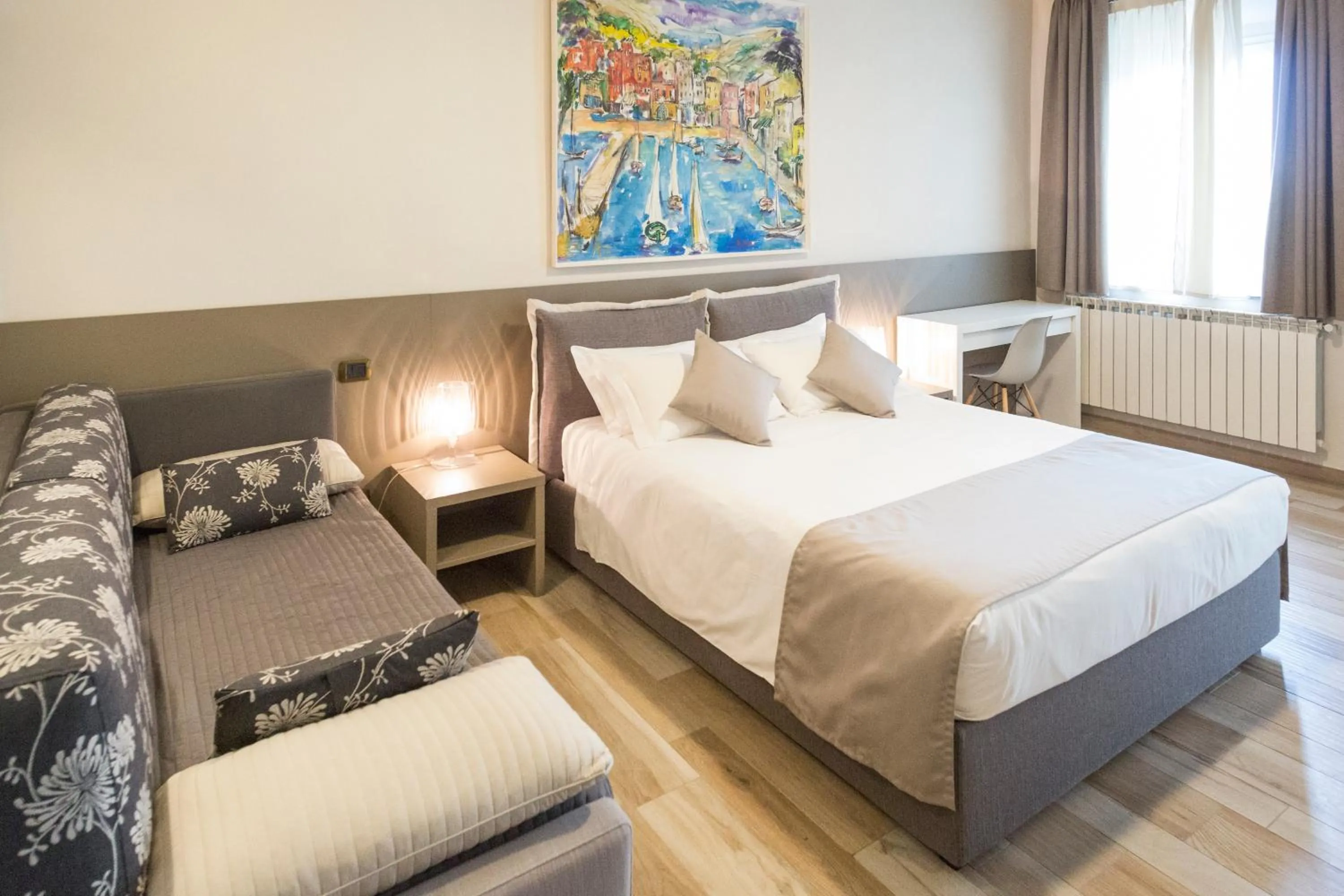 Photo of the whole room, Bed in Hotel Baia di Paré