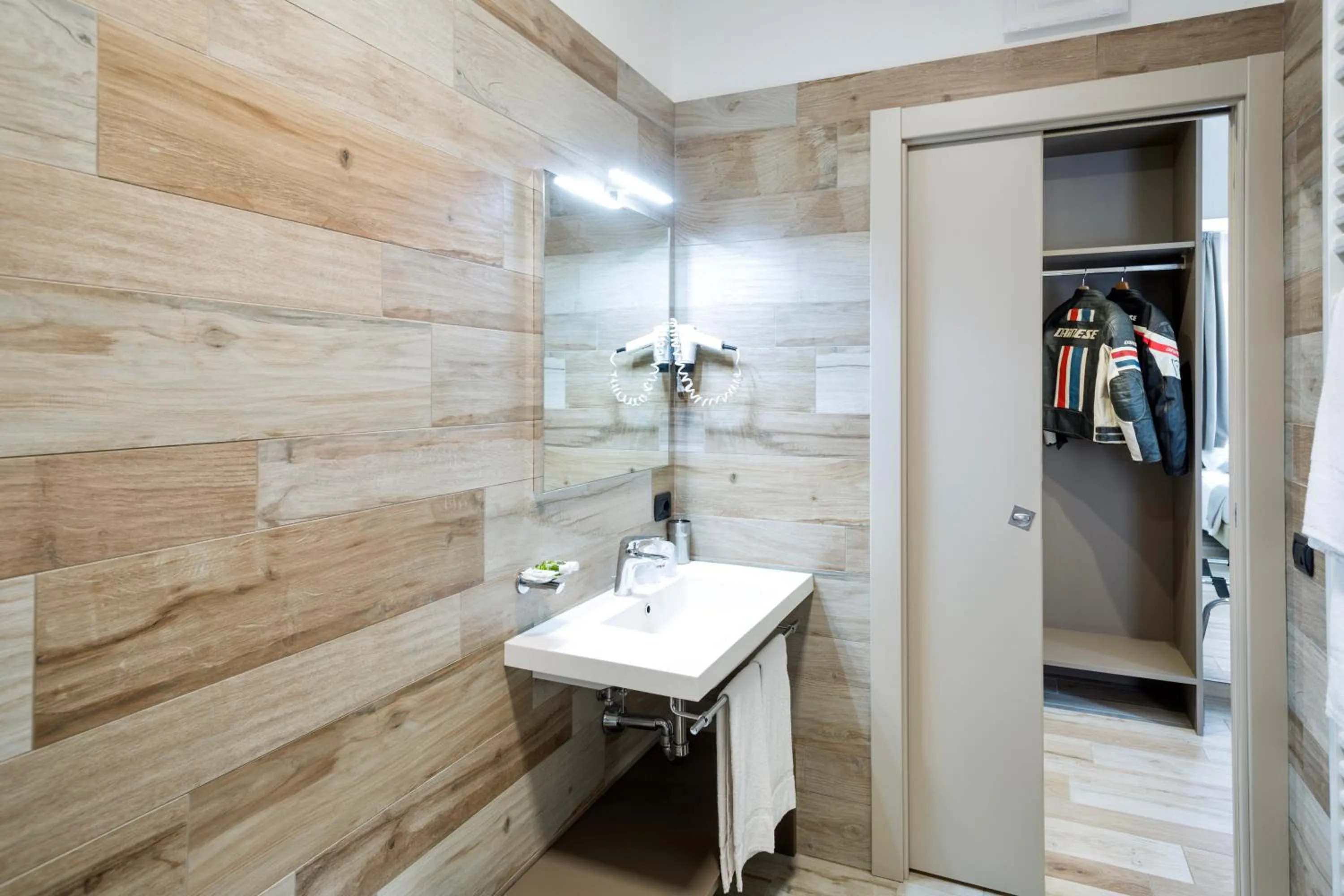 Bathroom in Hotel Baia di Paré
