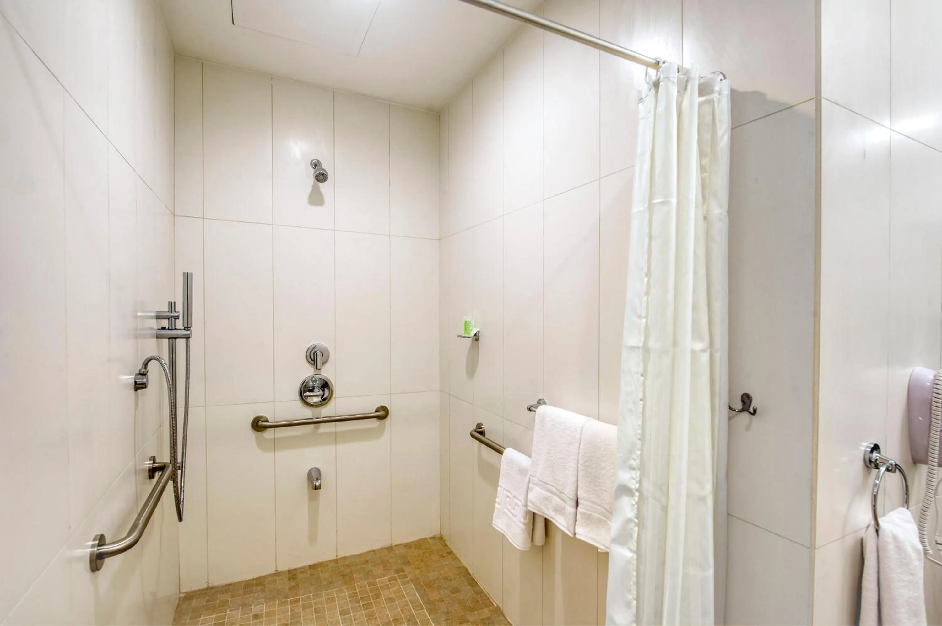 acessibility in Balmoral Hotel San José CR, Historic District