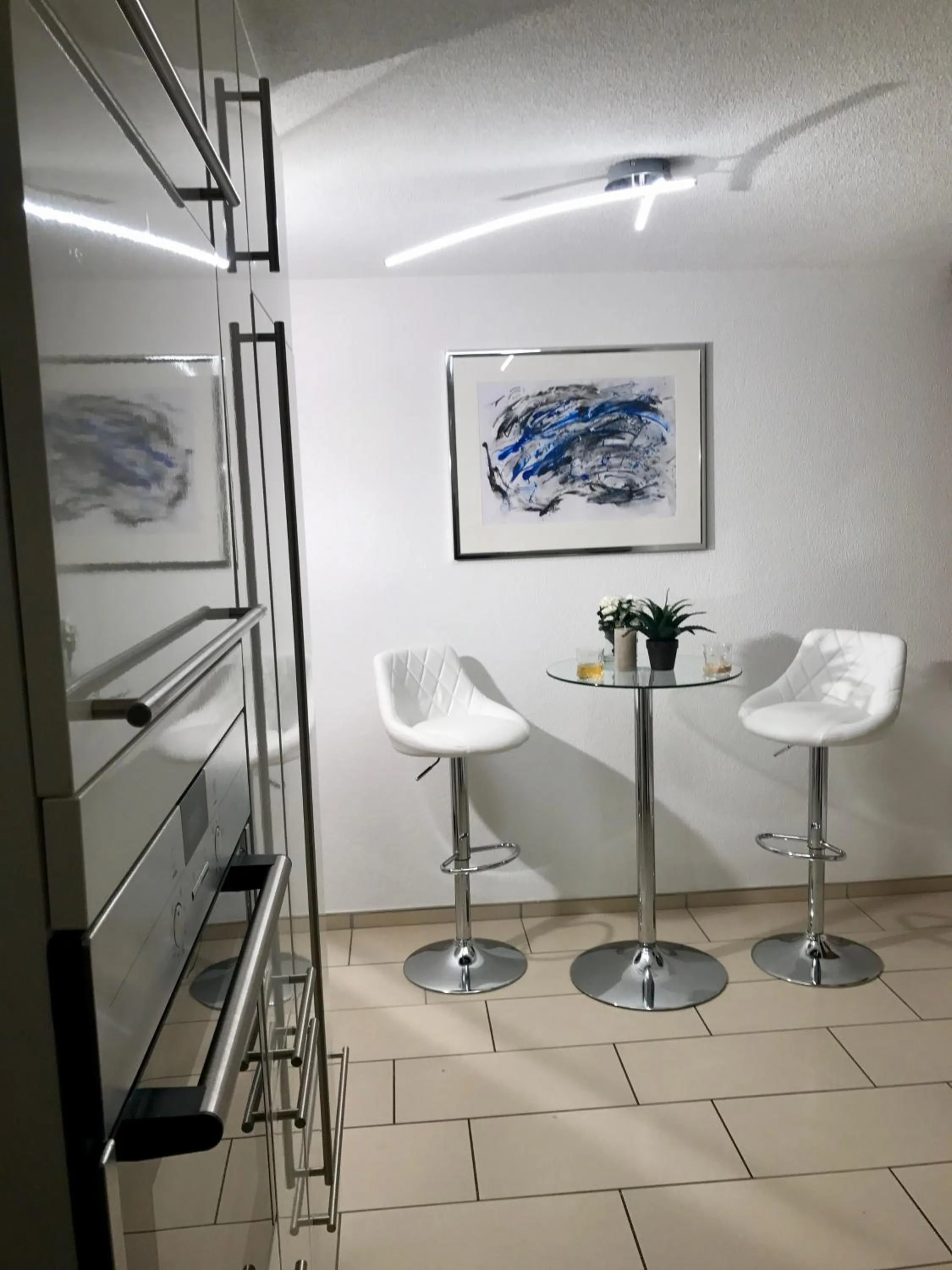 Seating area in Breathtaking Waterfall Apartment
