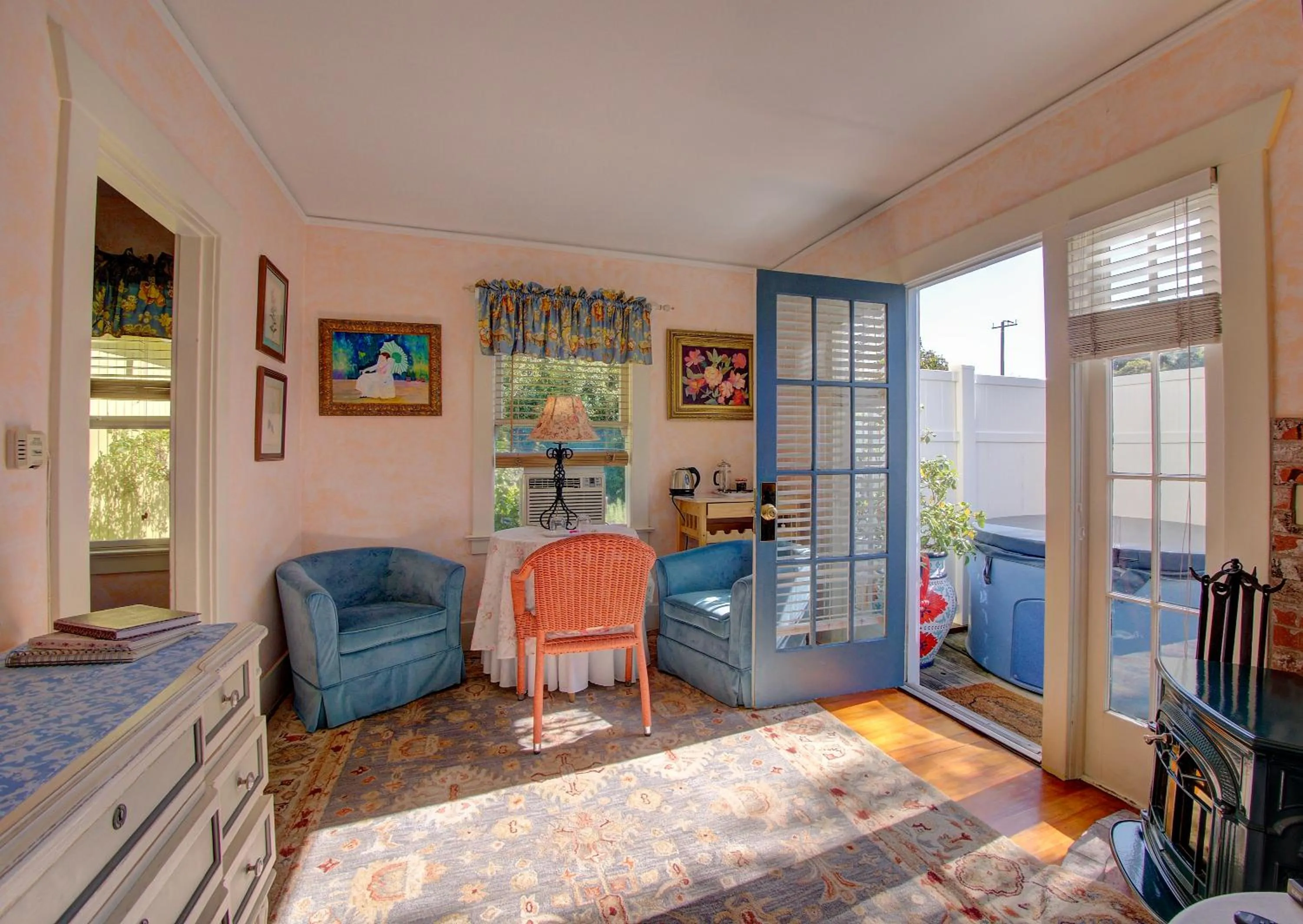Bedroom in Secret Garden Inn & Cottages