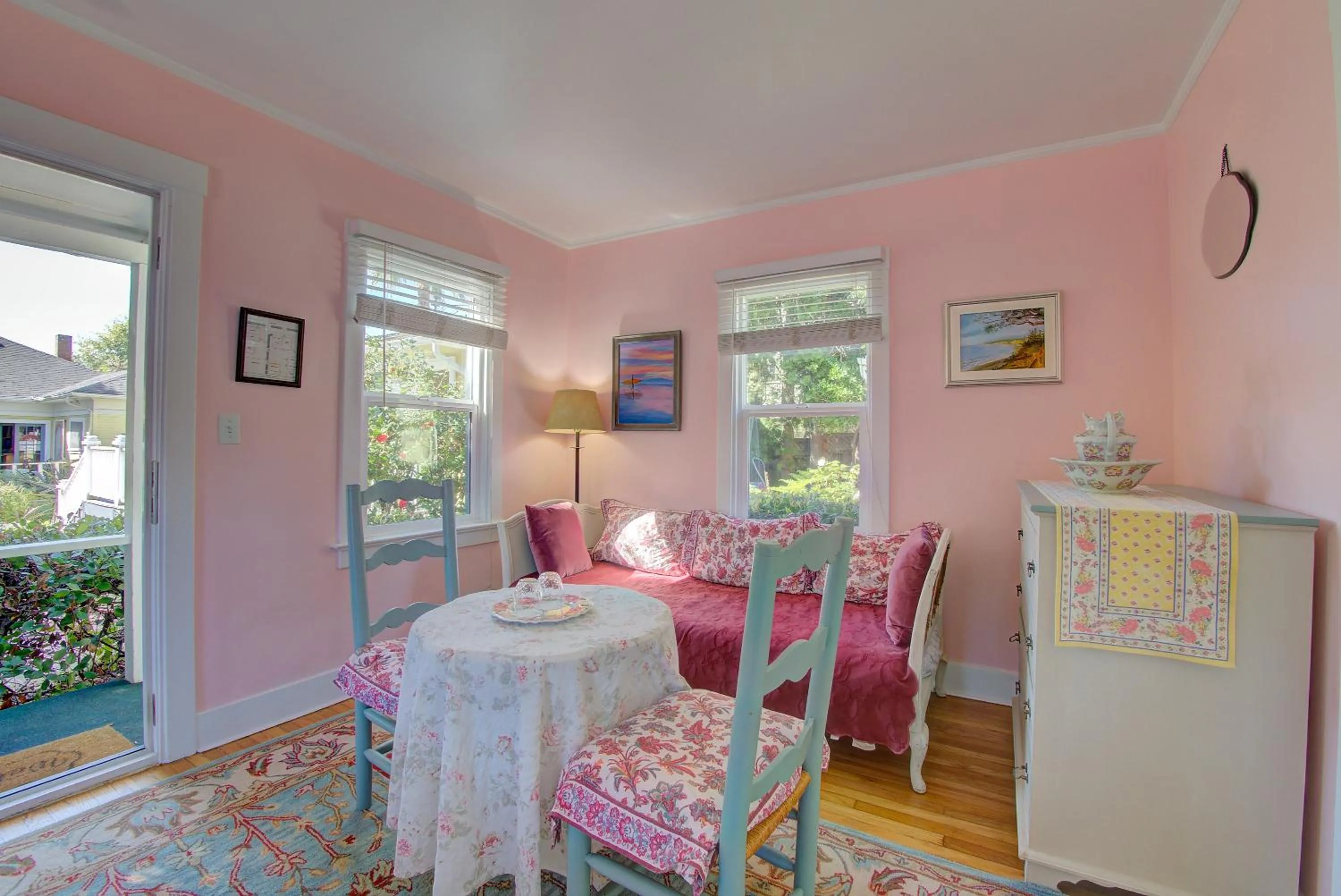 Bedroom in Secret Garden Inn & Cottages