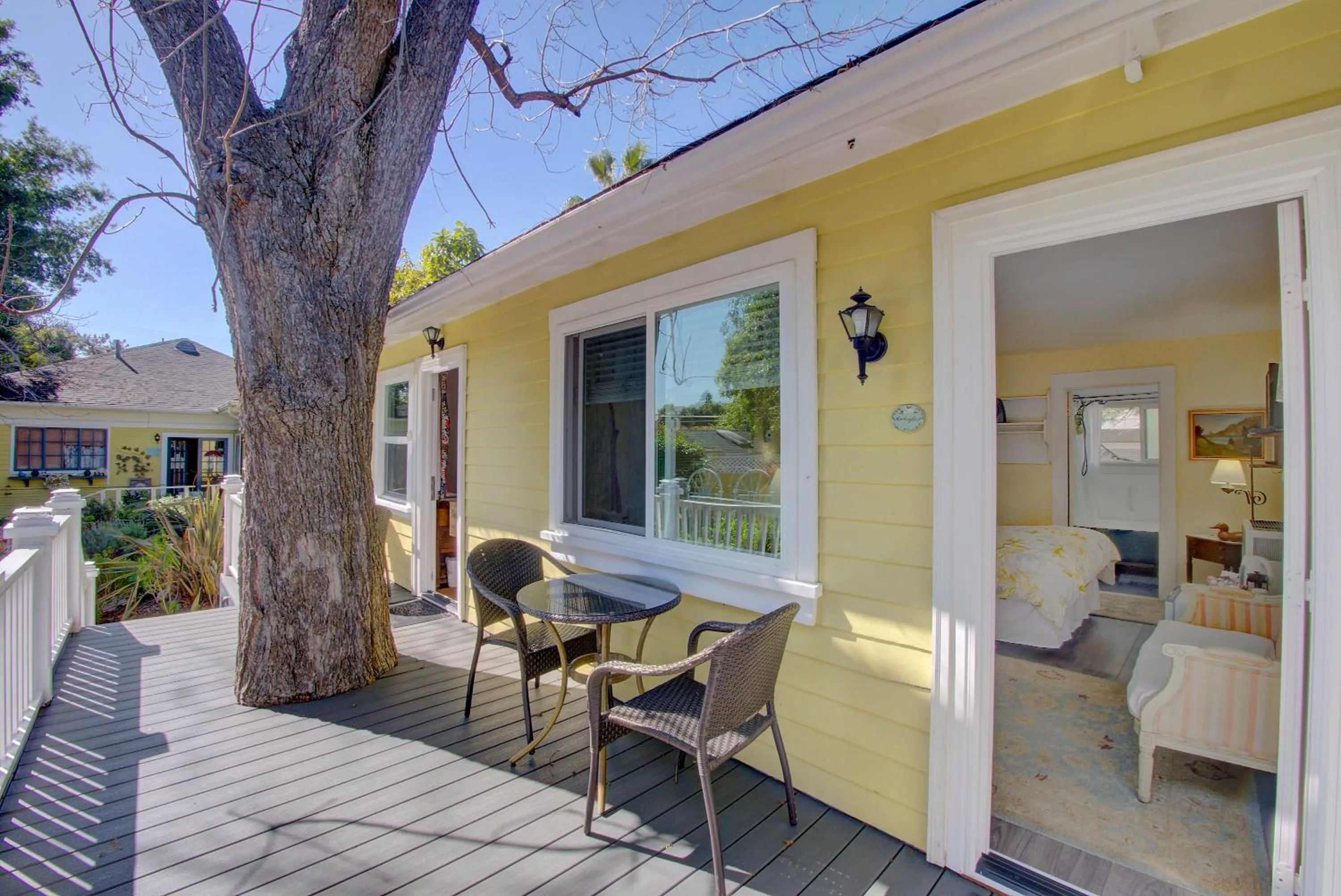 Balcony/Terrace in Secret Garden Inn & Cottages
