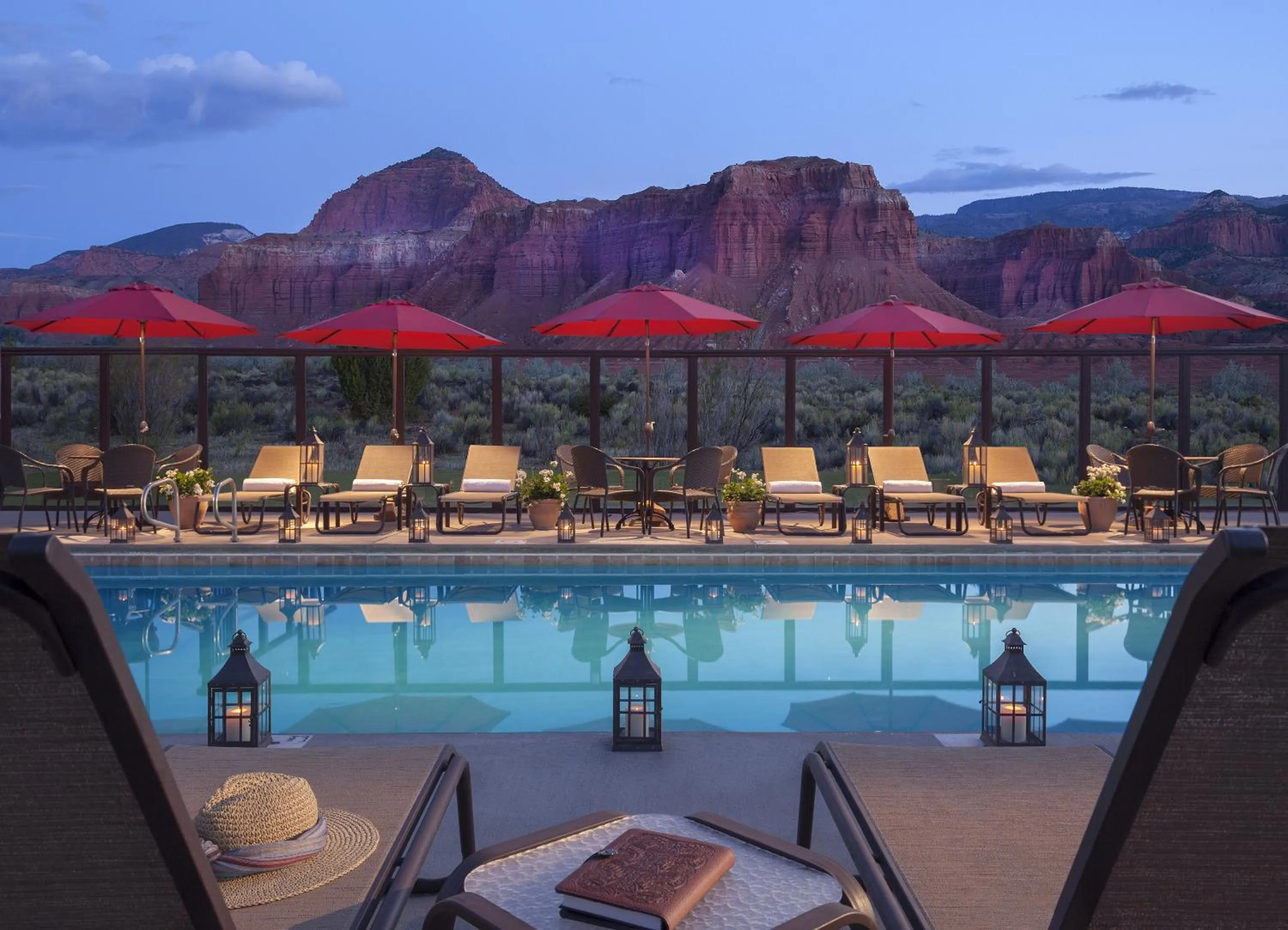 Swimming pool in Capitol Reef Resort