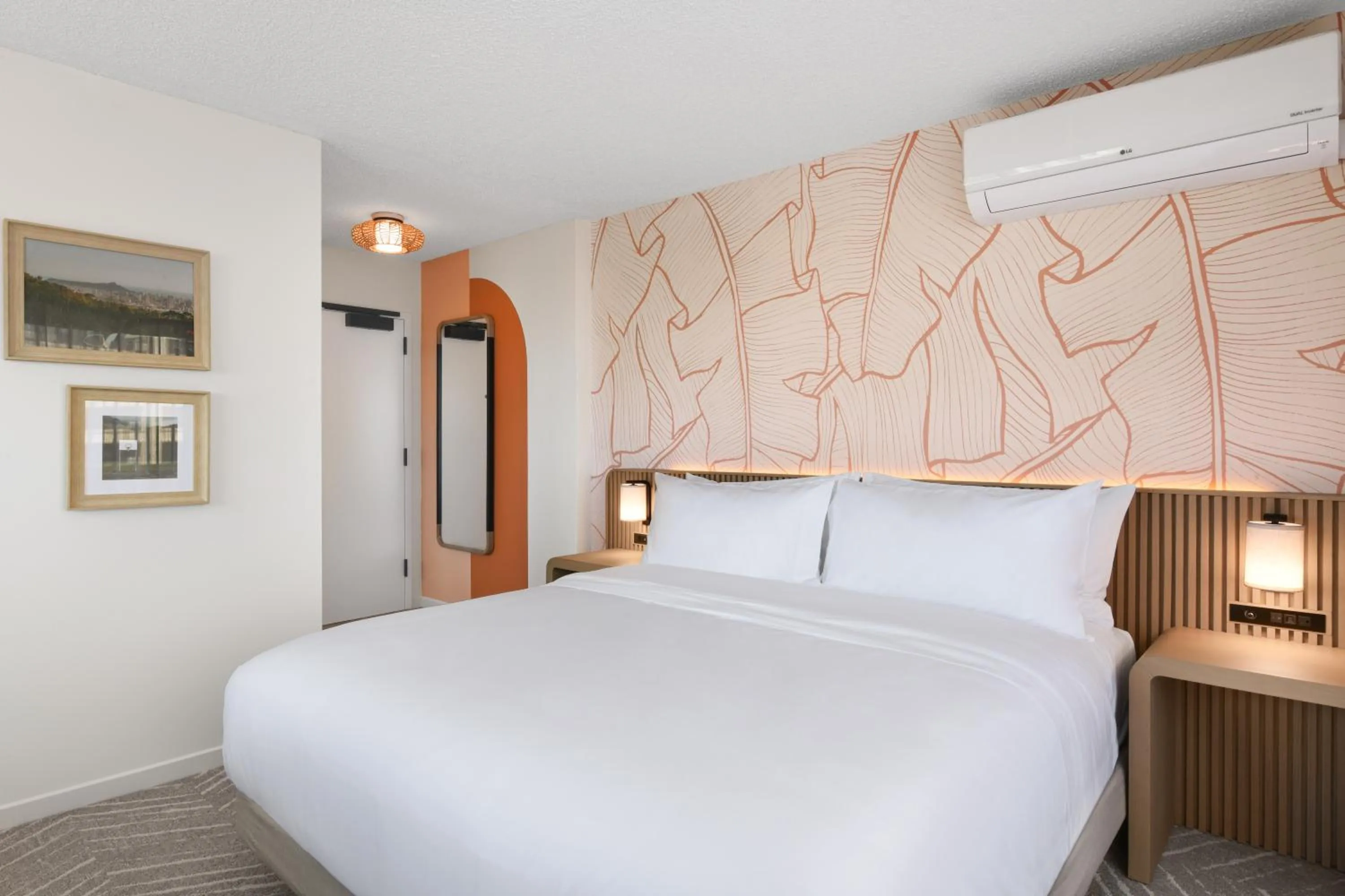 Bed in The Ambassador of Waikiki, Tapestry Collection by Hilton