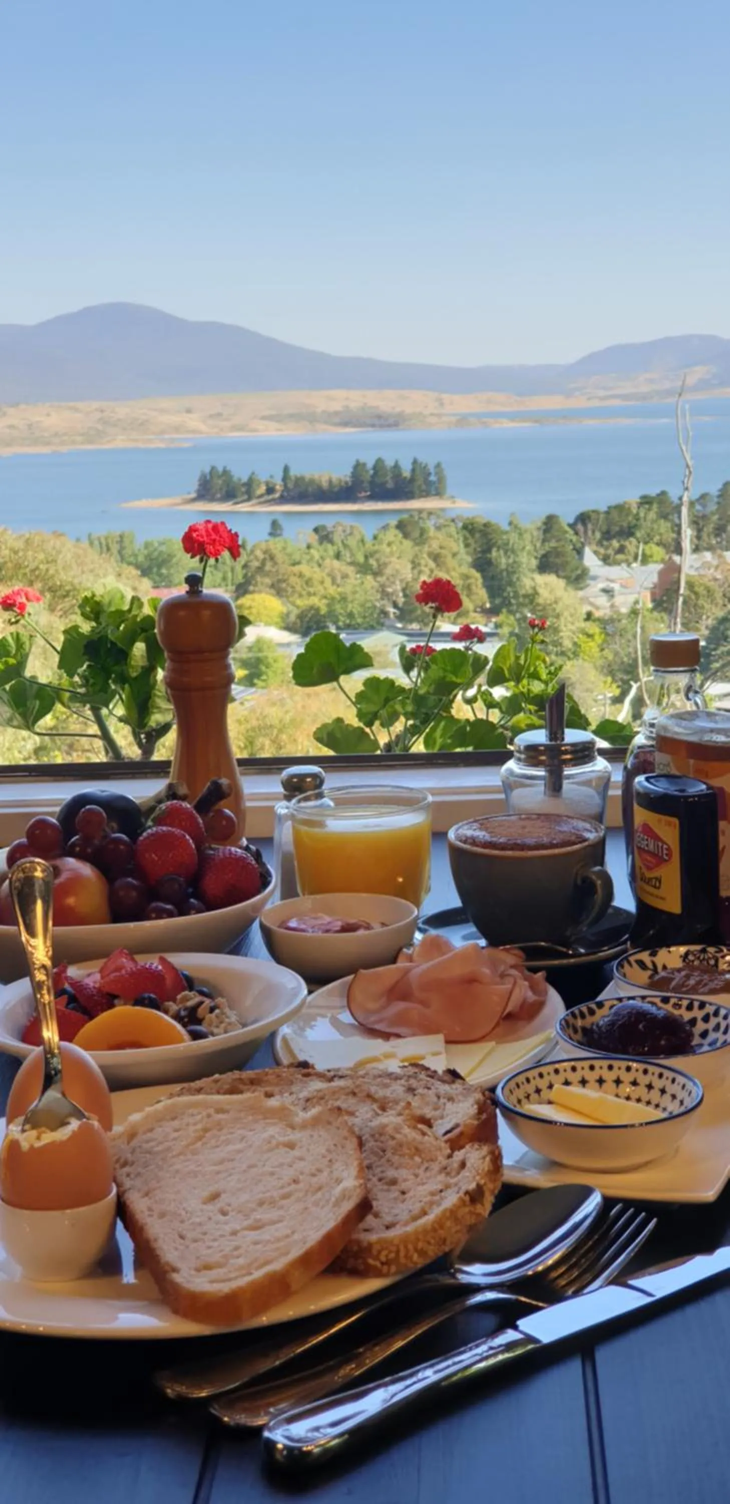 Continental breakfast in Troldhaugen Lodge - Adults Only