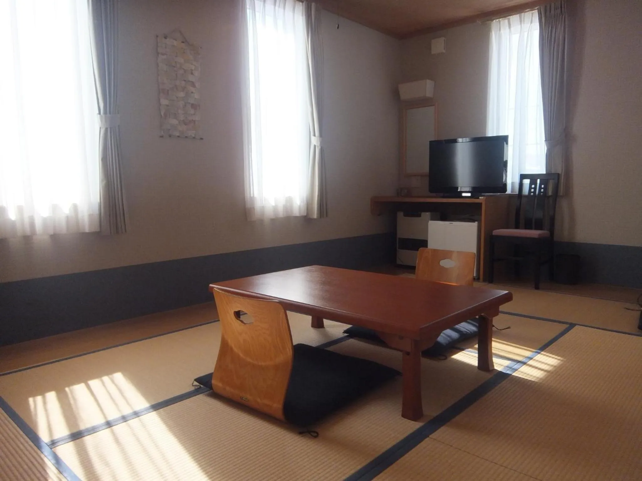 Day in Petit Hotel Blaneneige