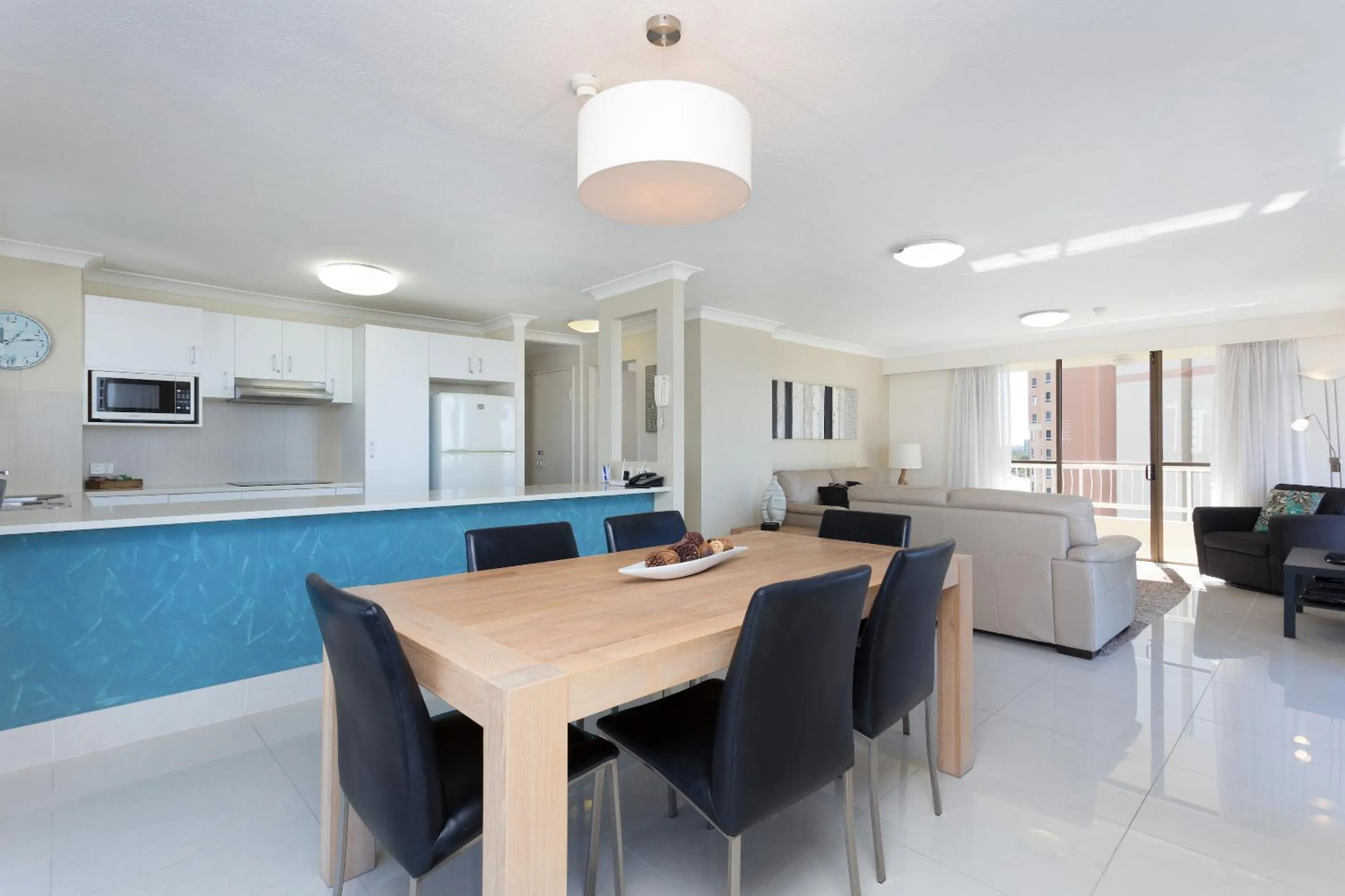 Coffee/tea facilities in Capricornia Apartments