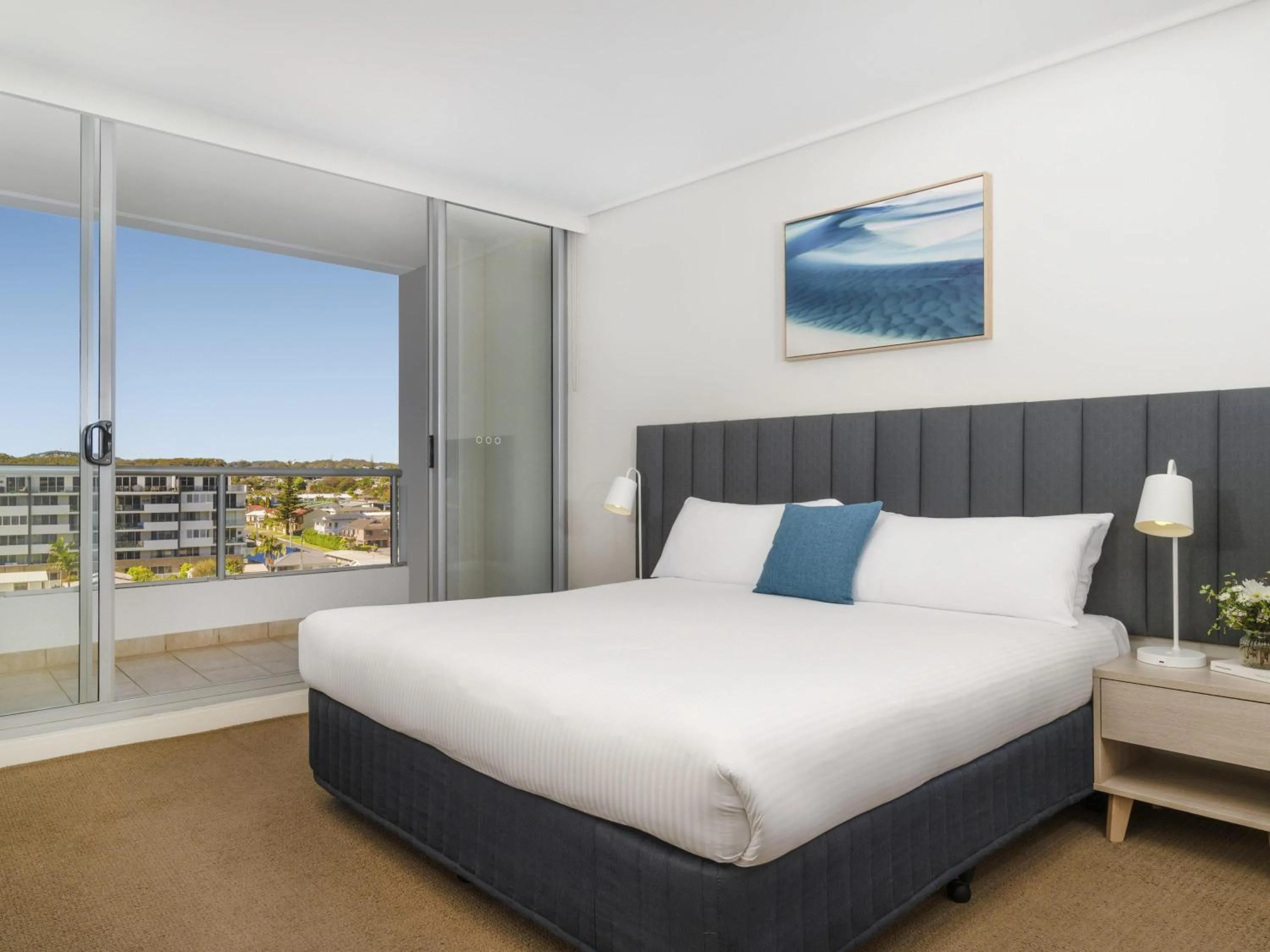 Bedroom, Bed in Mantra The Observatory