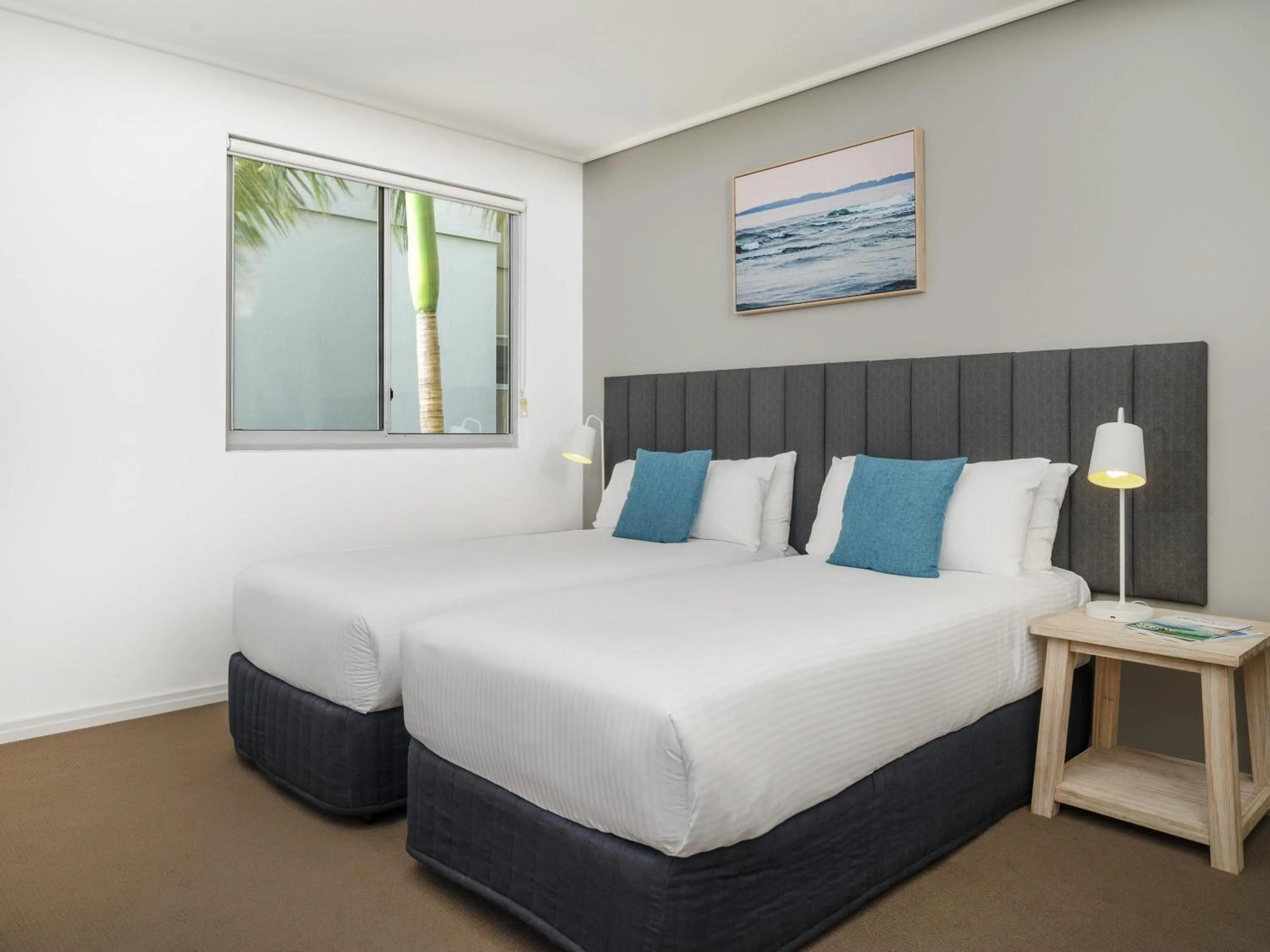 Bedroom, Bed in Mantra The Observatory