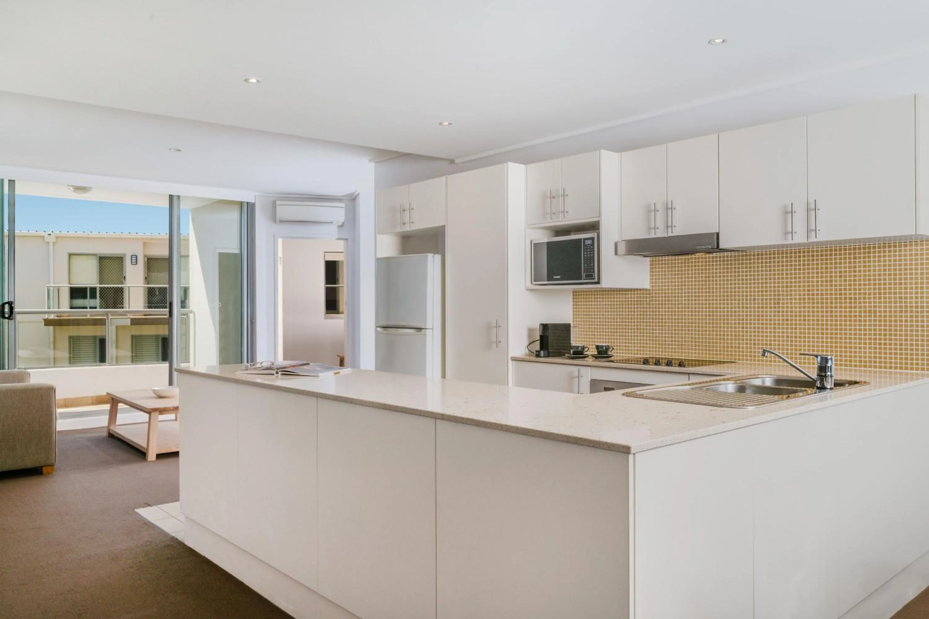 kitchen in Mantra The Observatory