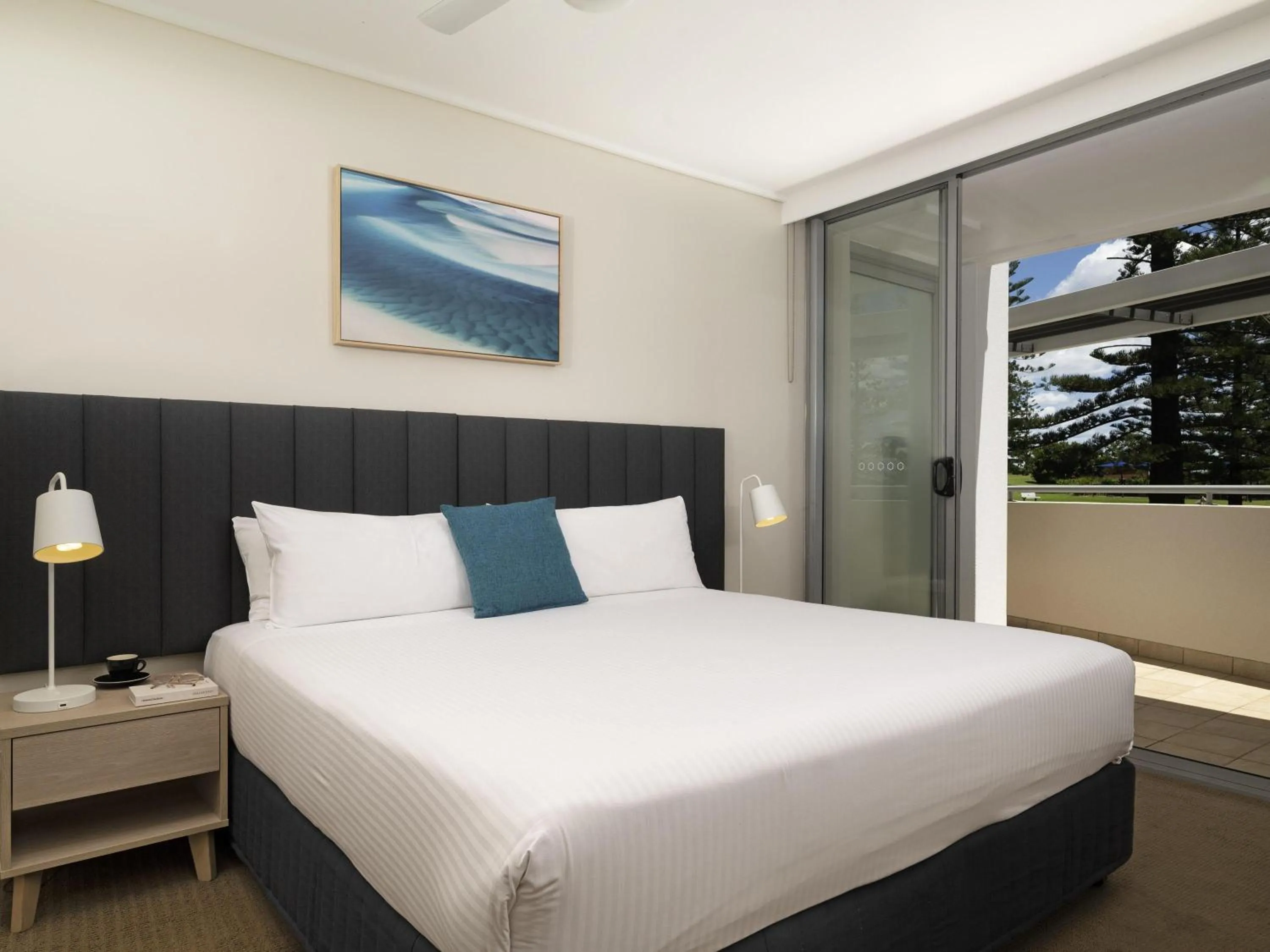 Bedroom, Bed in Mantra The Observatory