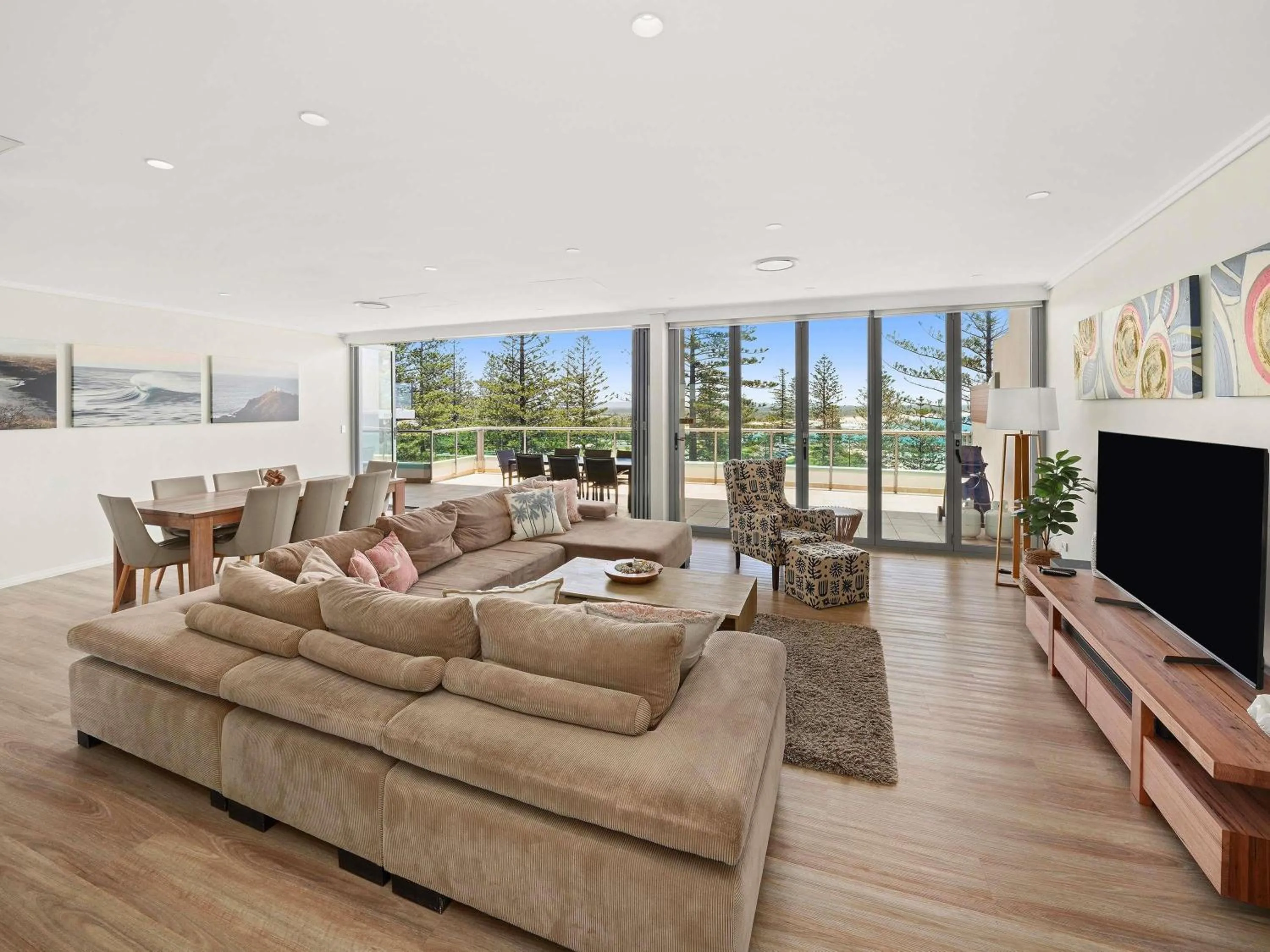 Bedroom in Mantra The Observatory