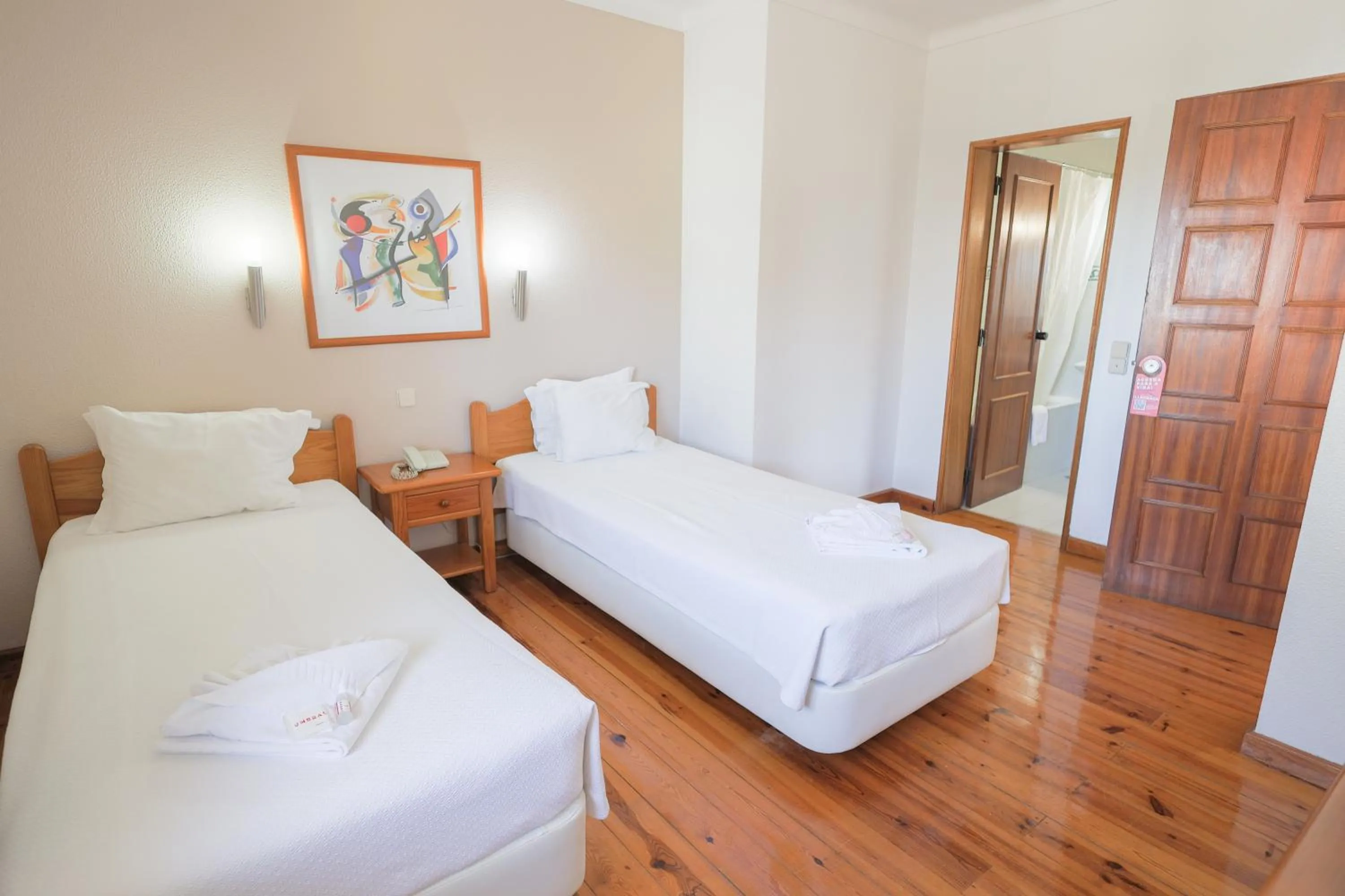 Bed in Portimão Center Hotel by Umbral