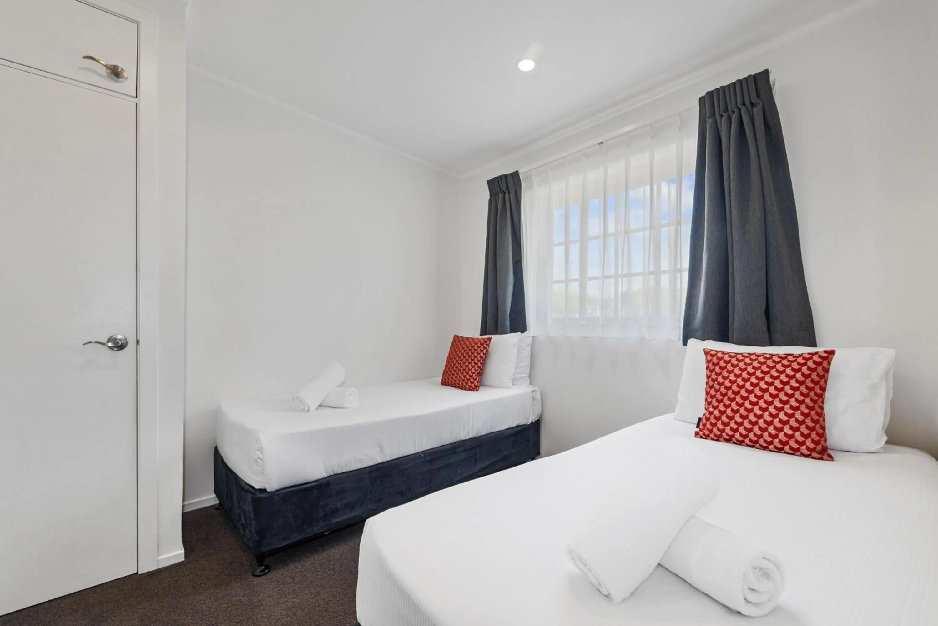 Bed in Wylie Court Motor Lodge