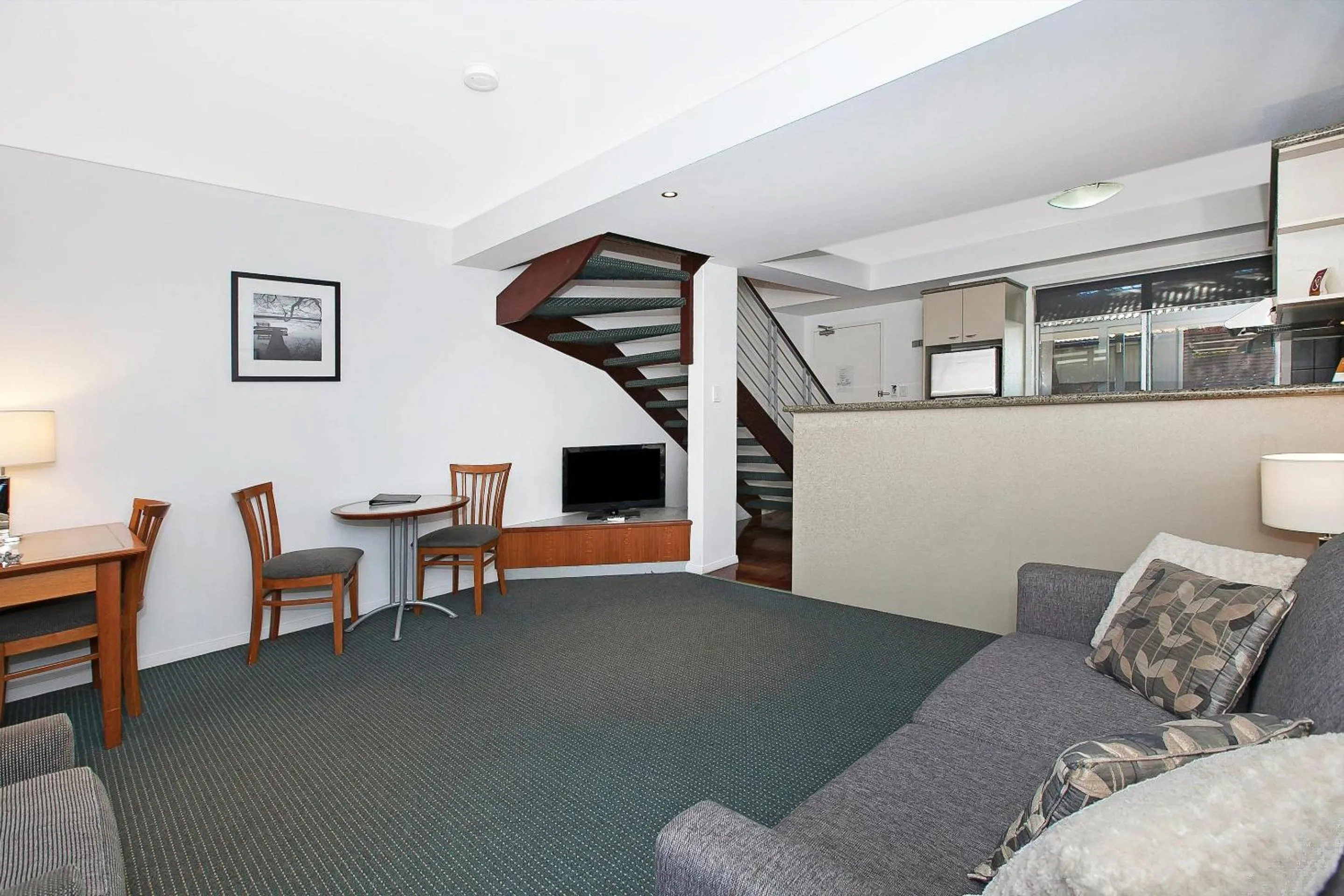 Bedroom in Comfort Inn & Apartments Northgate Airport