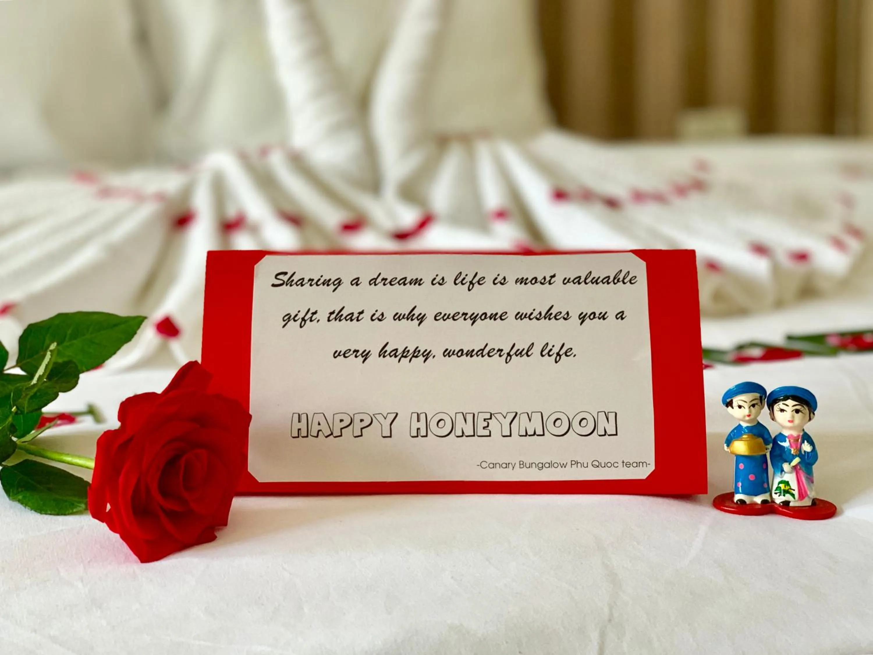 Decorative detail, Bed in Canary Bungalow