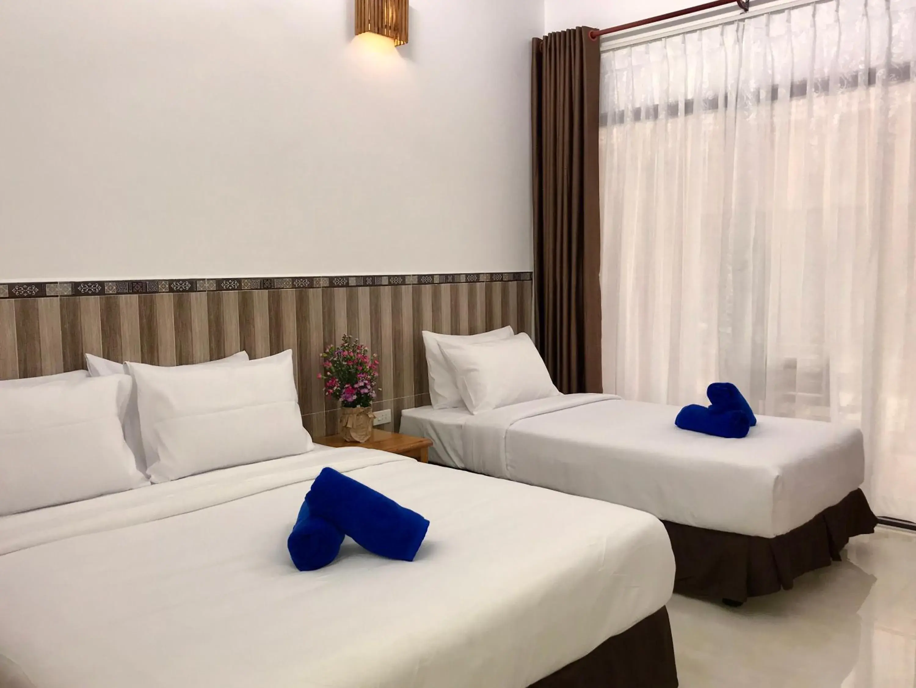 Triple Room with Garden View in Canary Bungalow Triple Room with Garden View in Canary Bungalow