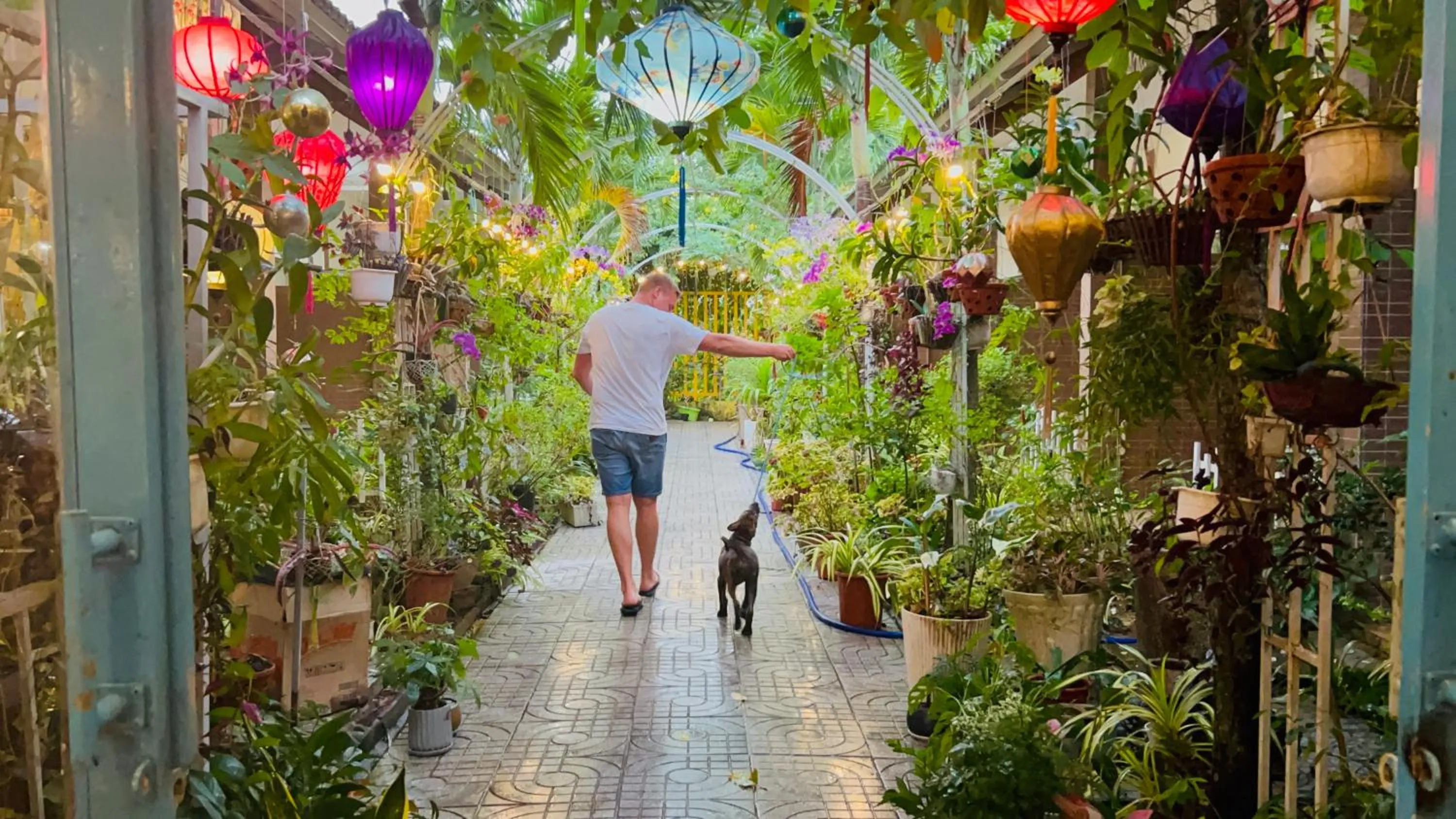 People in Canary Bungalow
