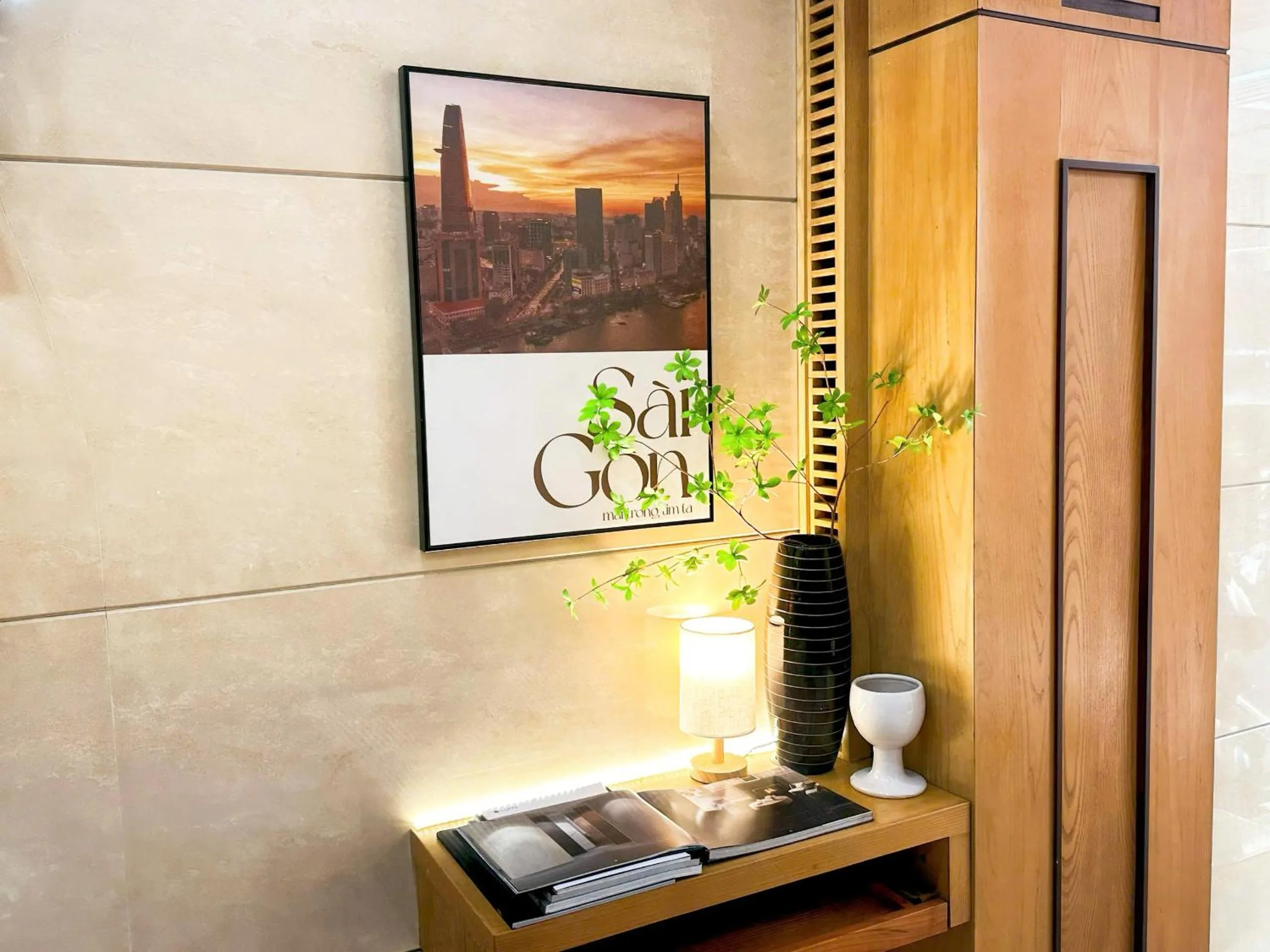 wardrobe in Vuong Tai Hotel