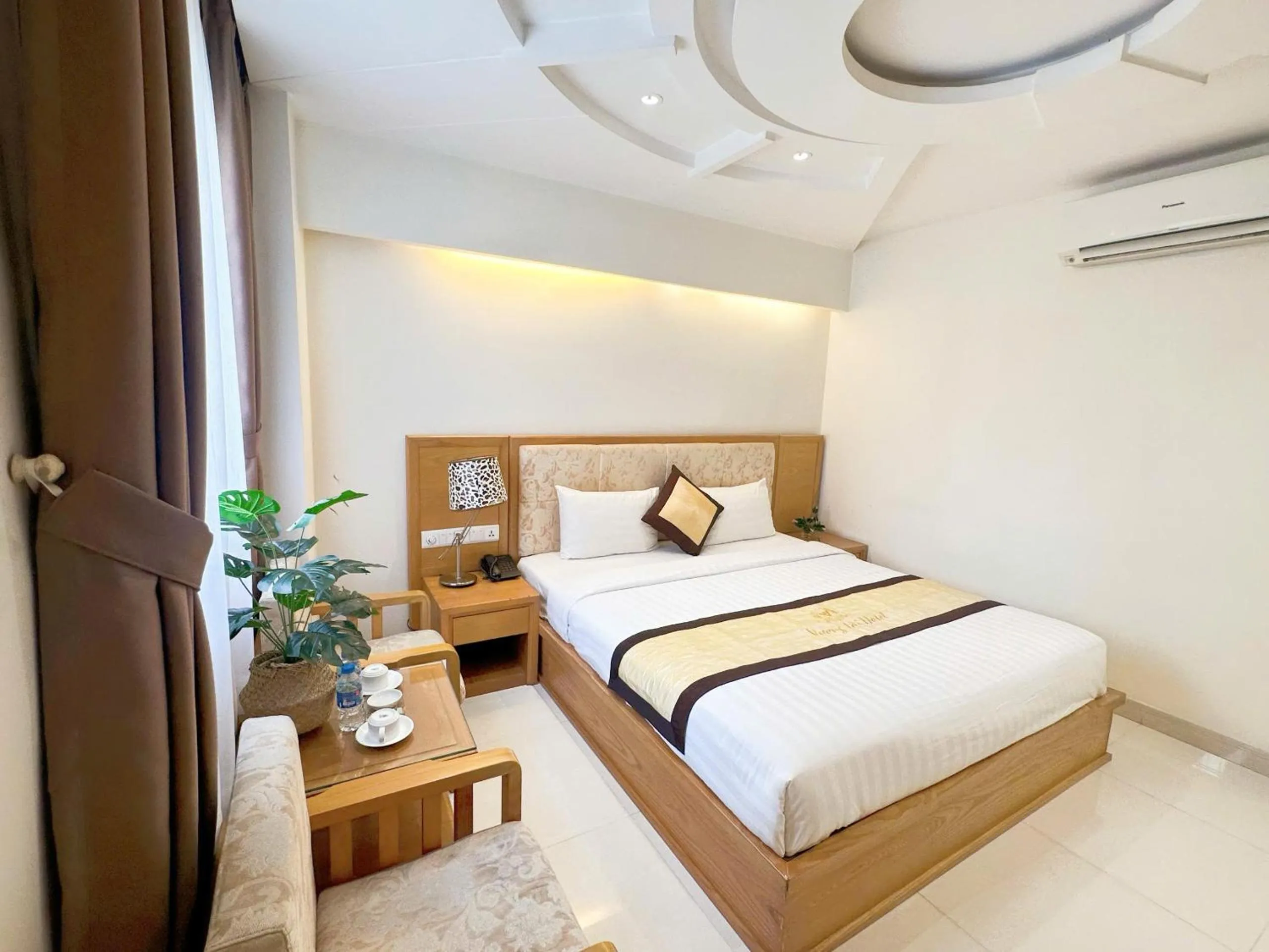 Bed in Vuong Tai Hotel