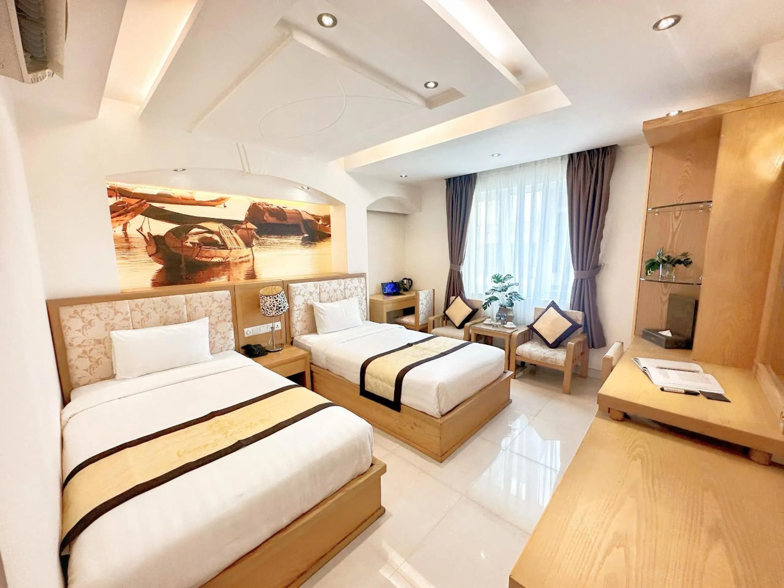 Bed in Vuong Tai Hotel