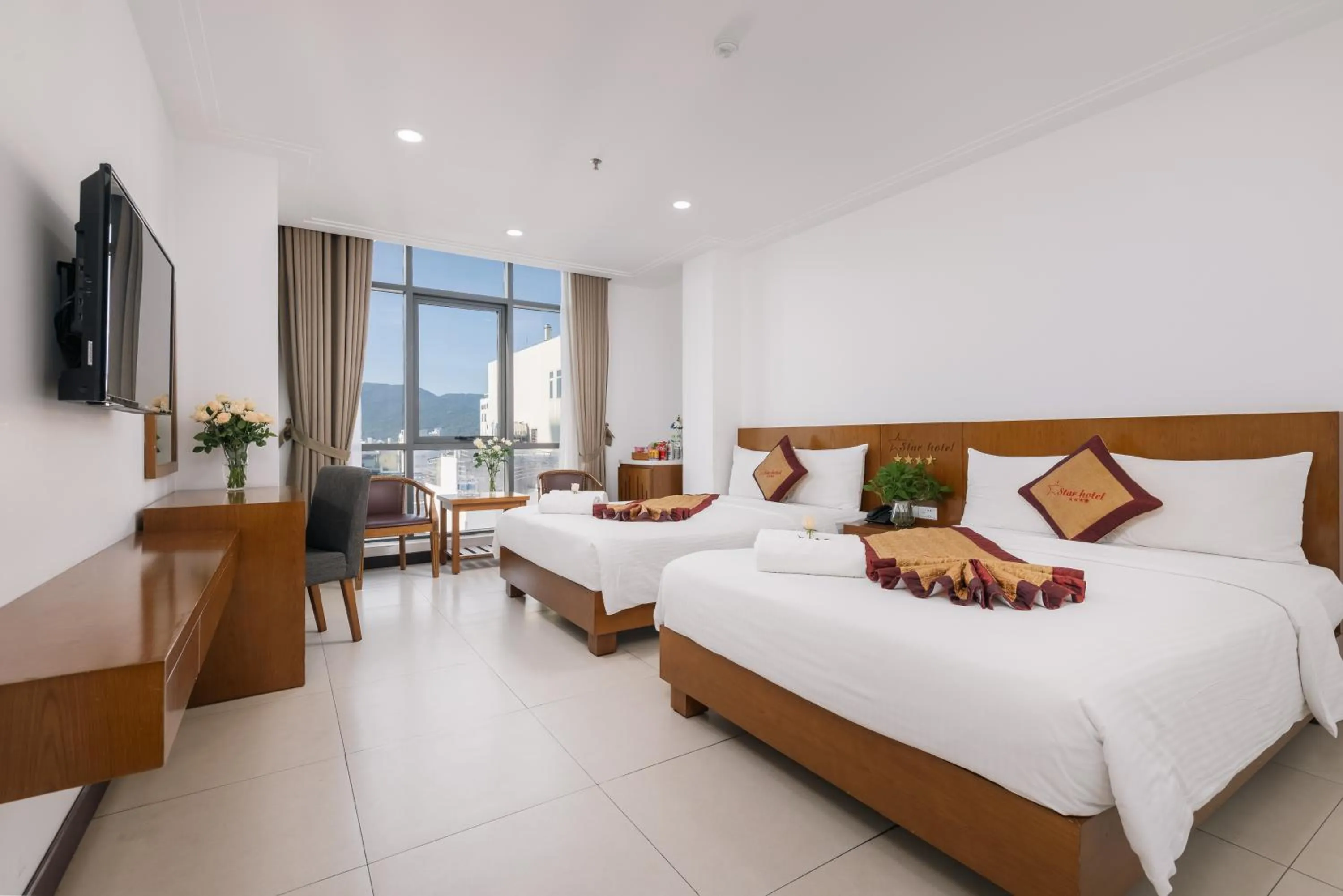 Bed in Star Hotel and Fitness- Free Sauna