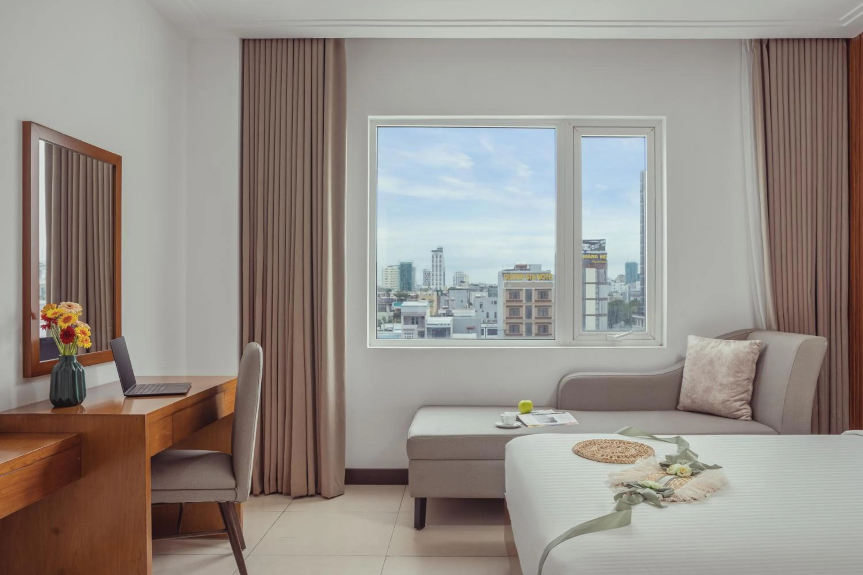 Bed in Star Hotel and Fitness- Free Sauna