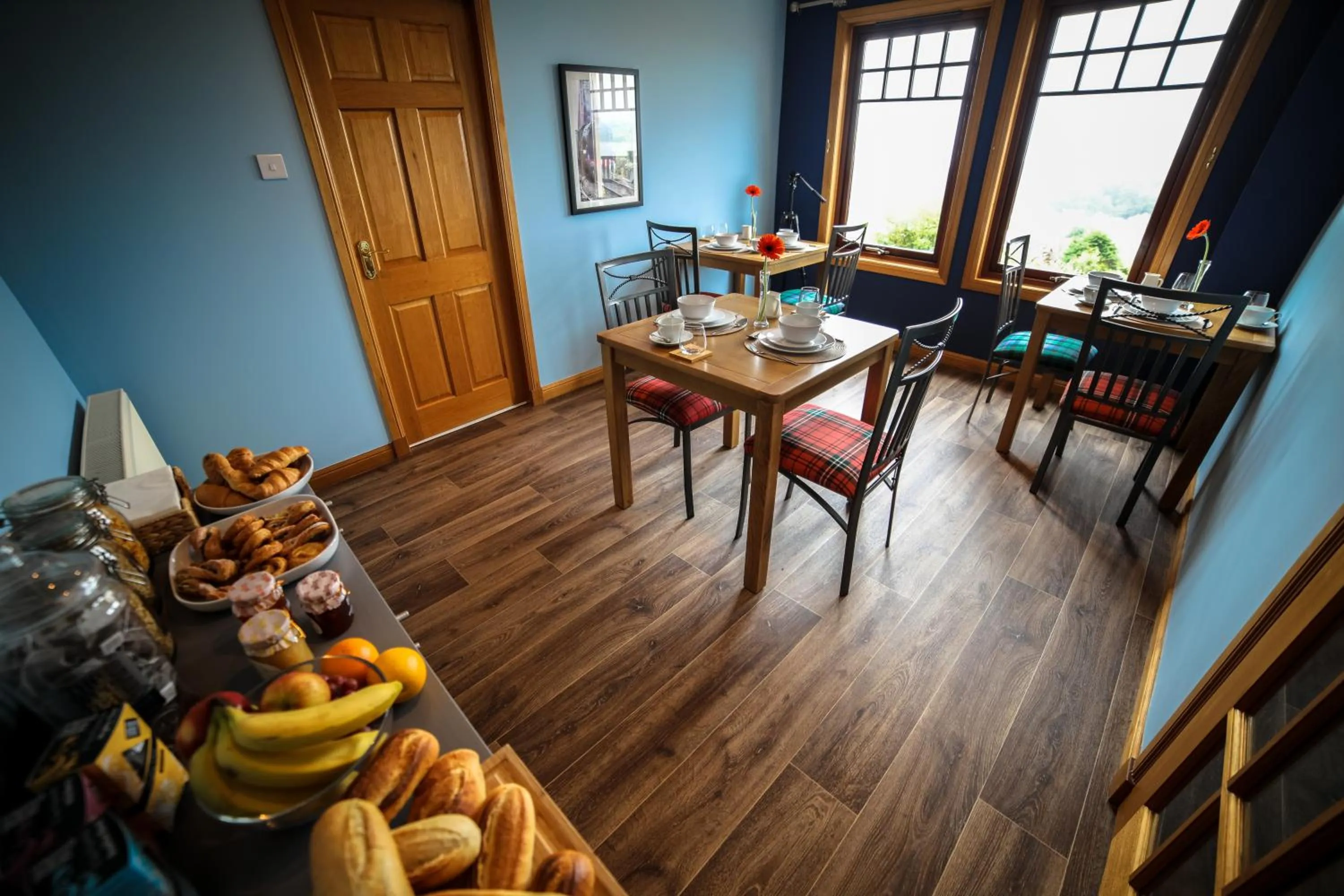 Dining area in Bay and Bridge