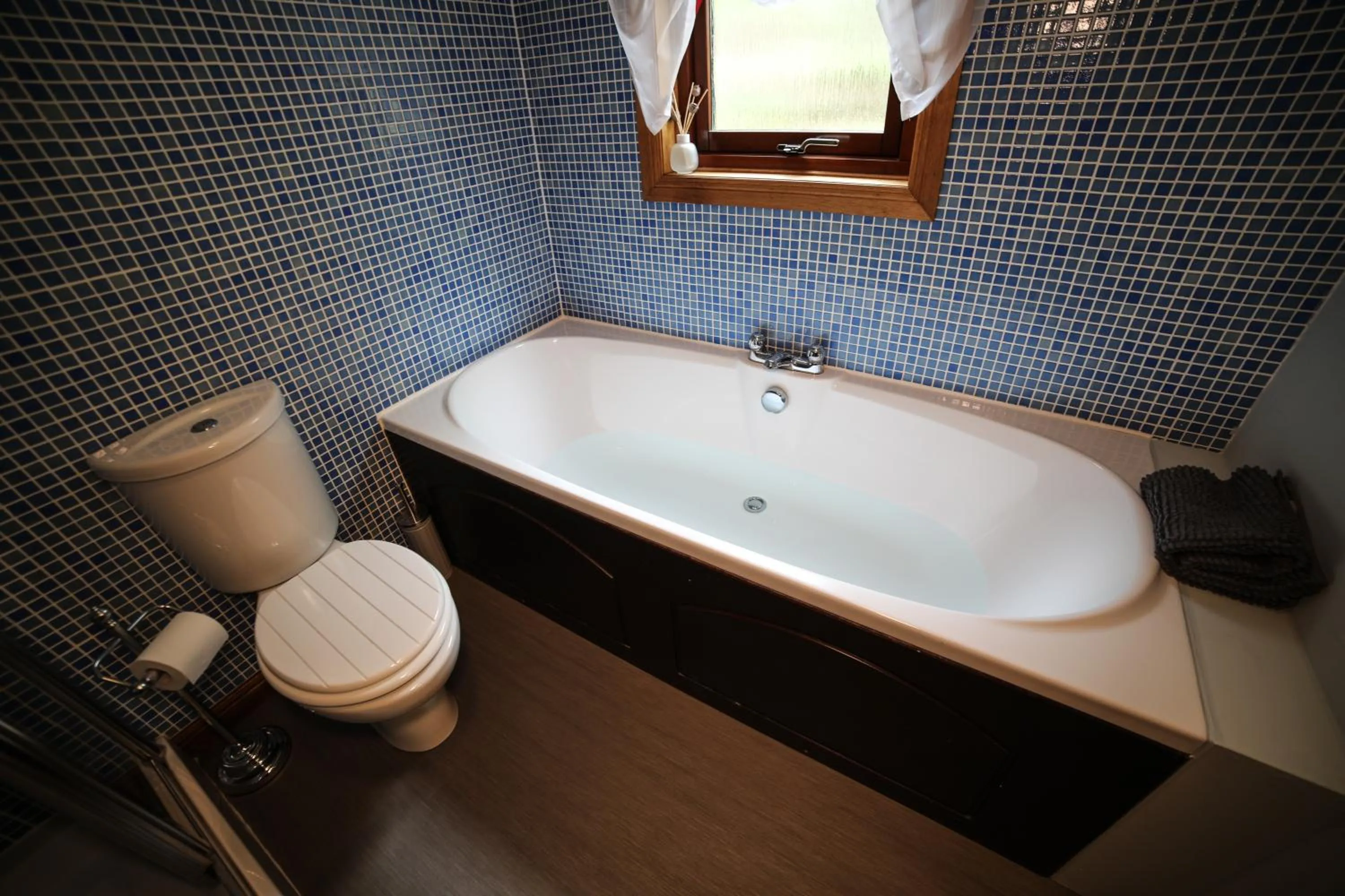 Bathroom in Bay and Bridge