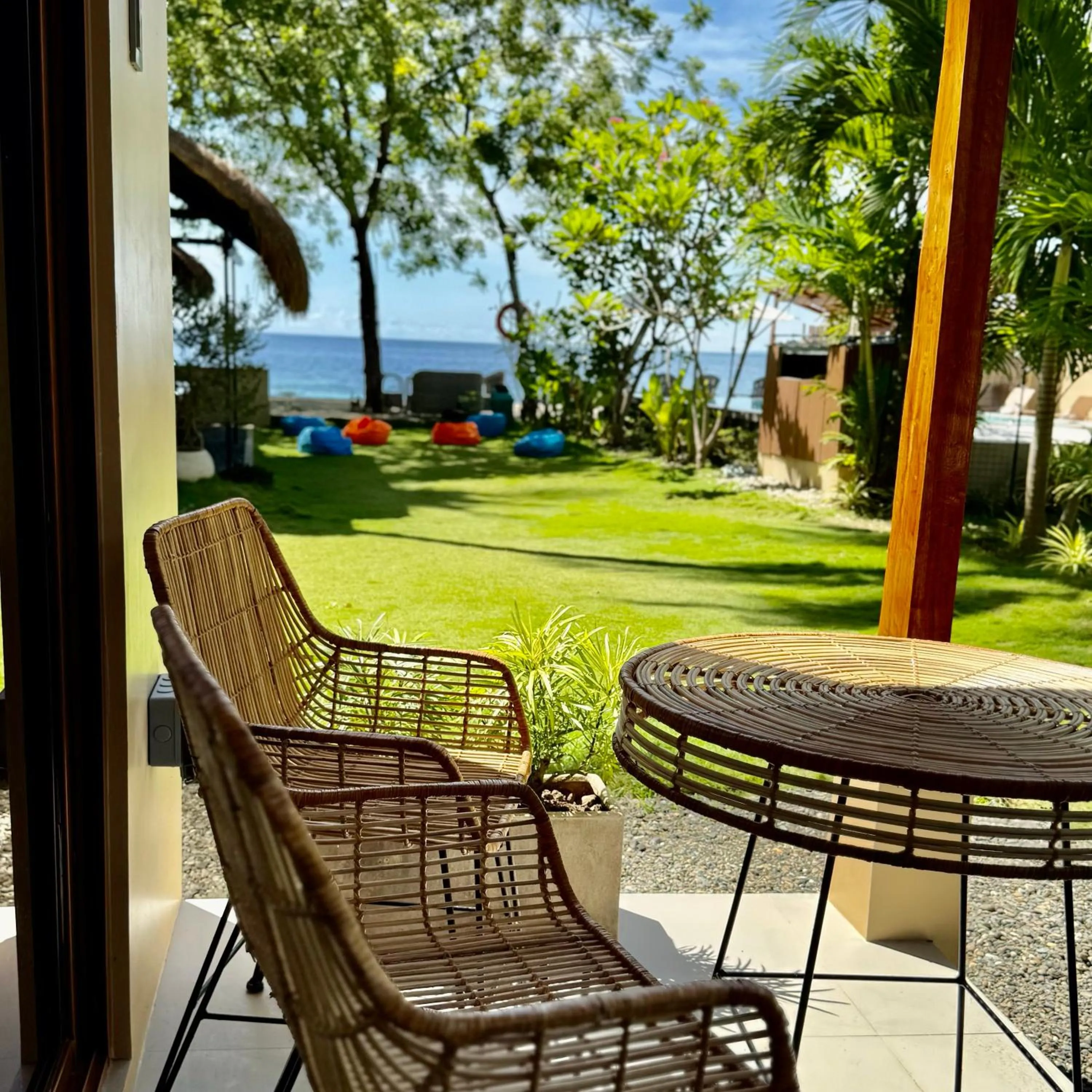 Southseas Beach Resort and Dive Center