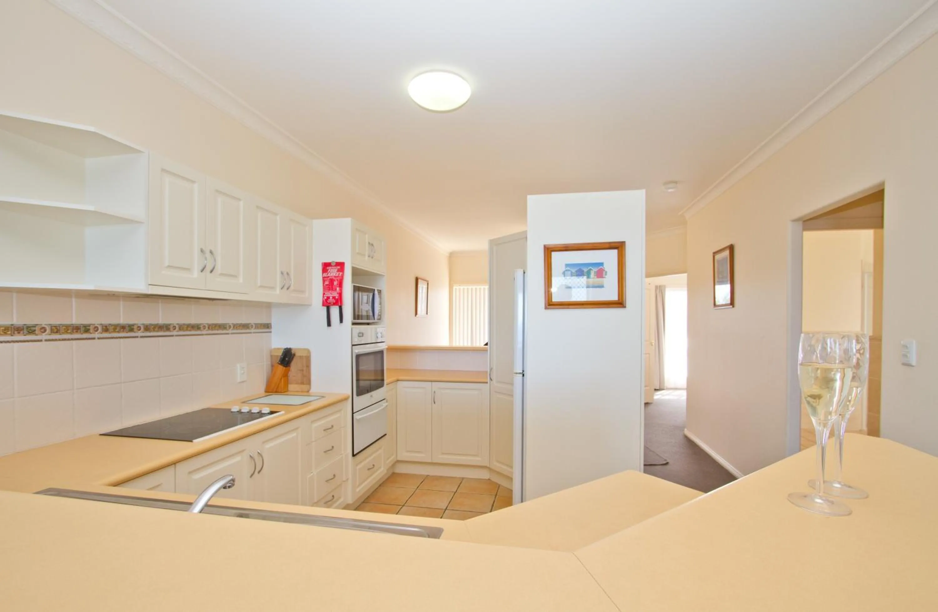 Kitchen or kitchenette in Meridian Beachside Apartments