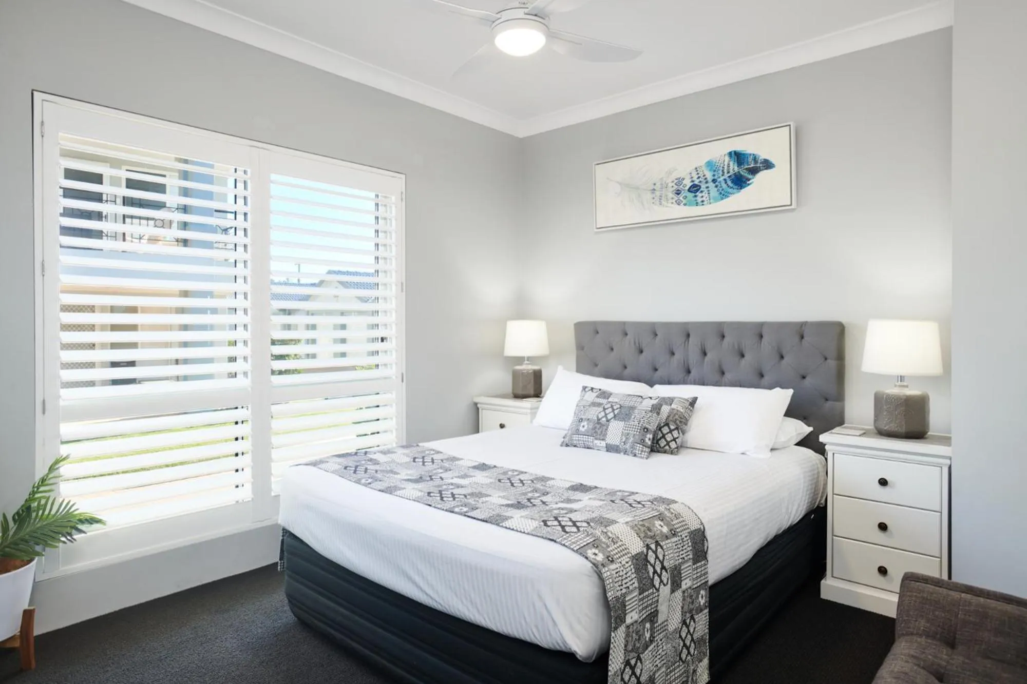 Bed in Meridian Beachside Apartments