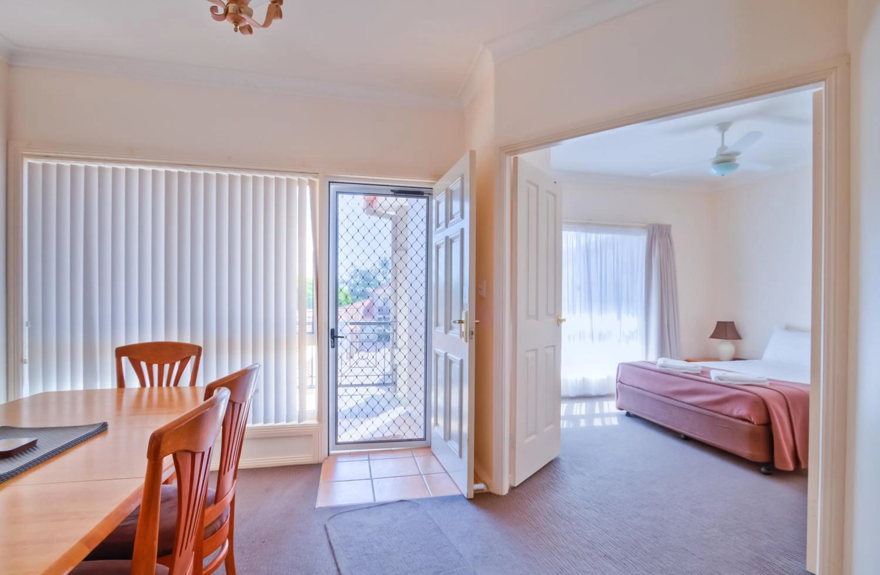 Photo of the whole room, Bed in Meridian Beachside Apartments