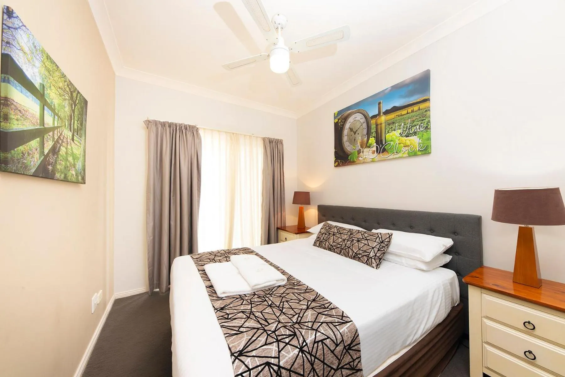 Bed in Meridian Beachside Apartments